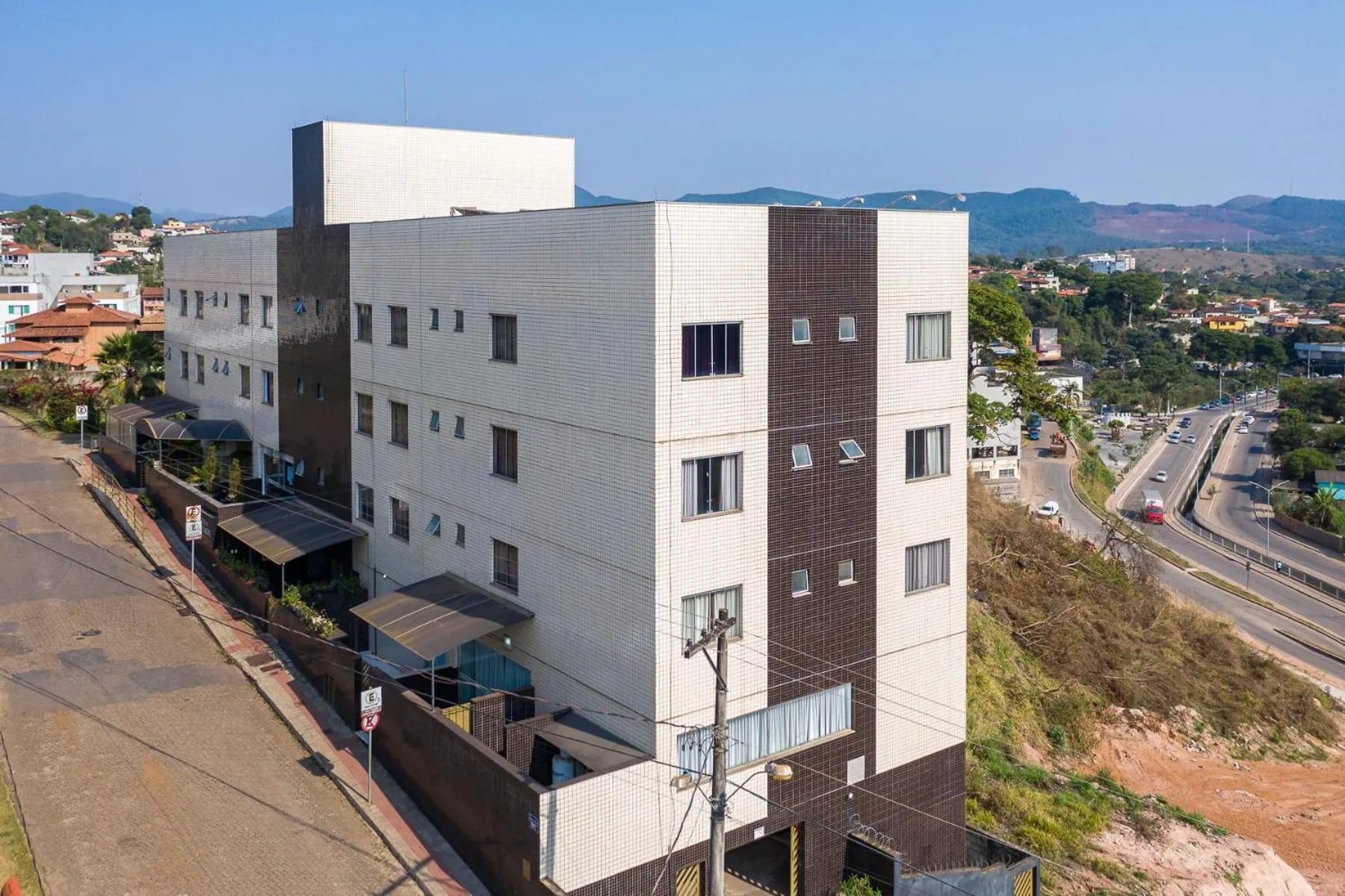 Ville de Montagne Hotel