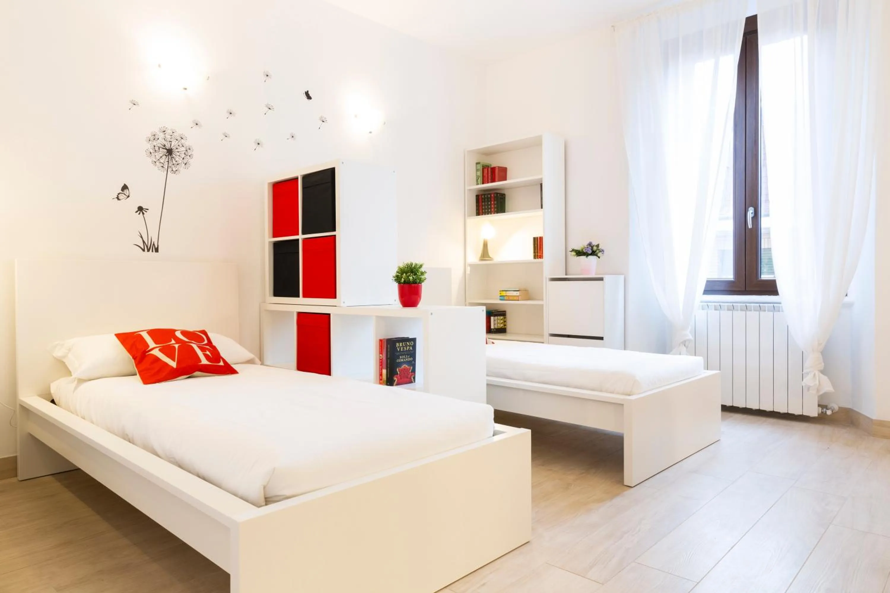 Photo of the whole room, Bed in Affori 4ever - 2 bedrooms