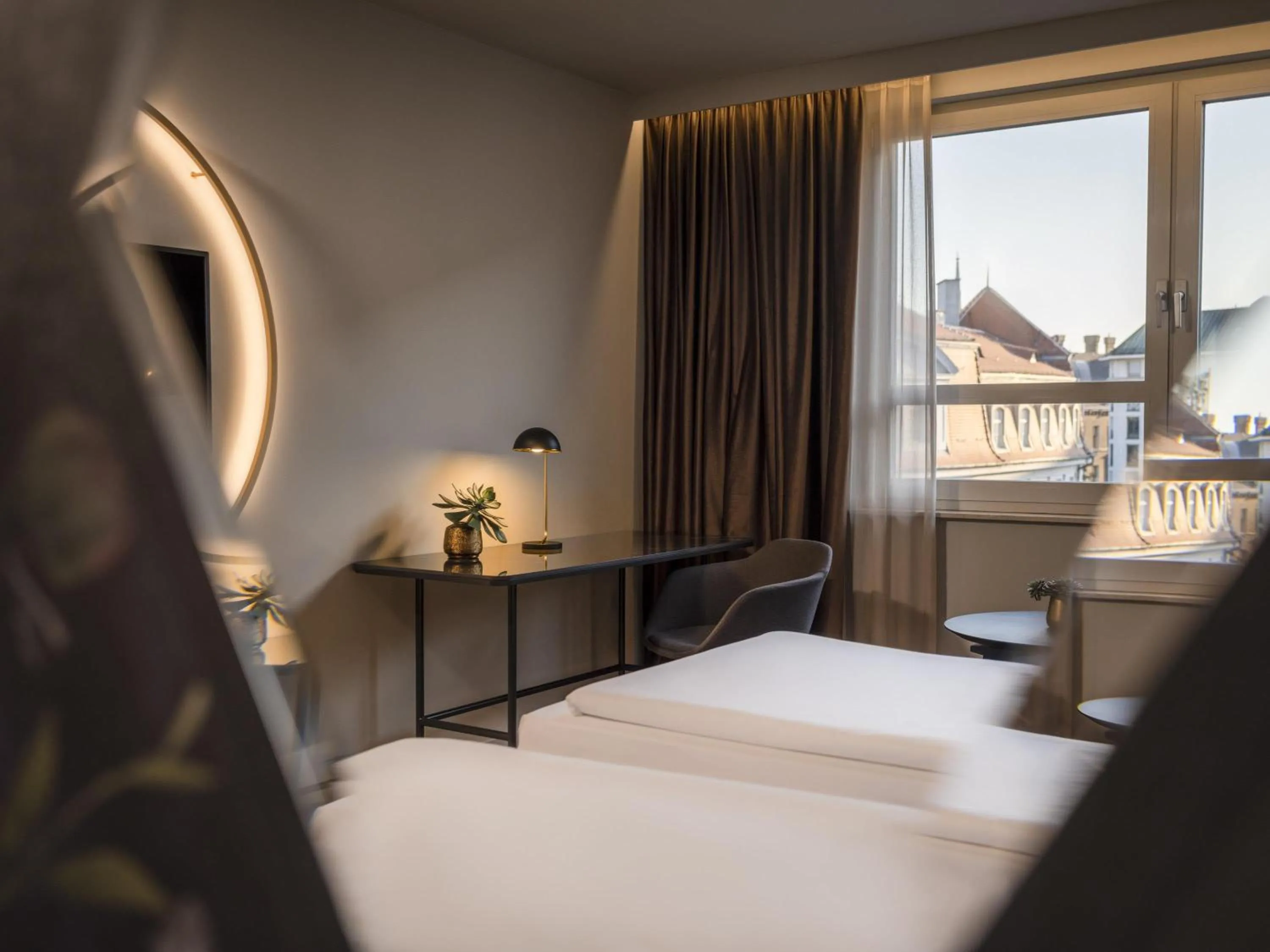 Bedroom, Bed in Hotel Am Konzerthaus - MGallery Collection