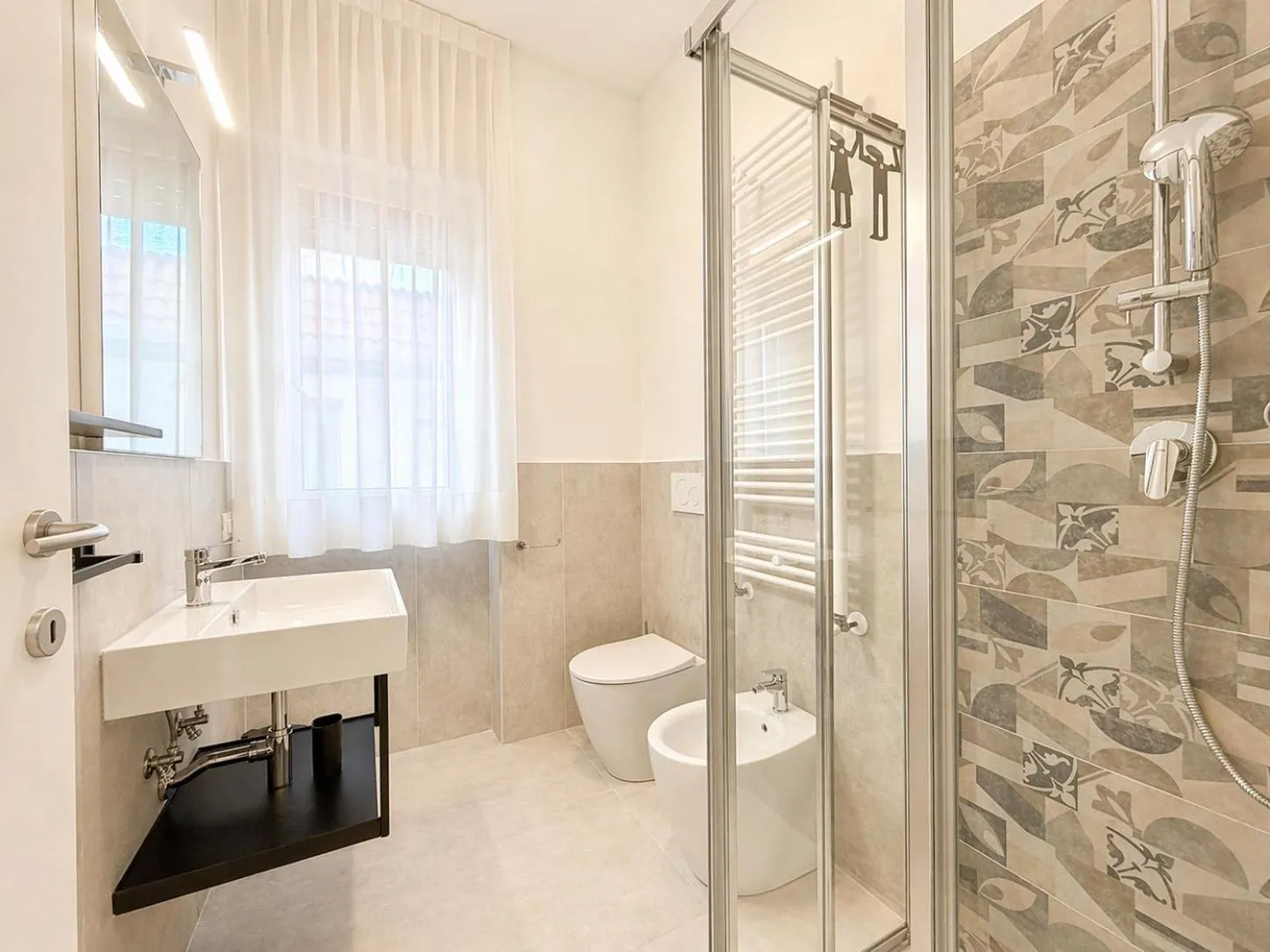 Shower in Adriana - Carraro Immobiliare - Family Apartments