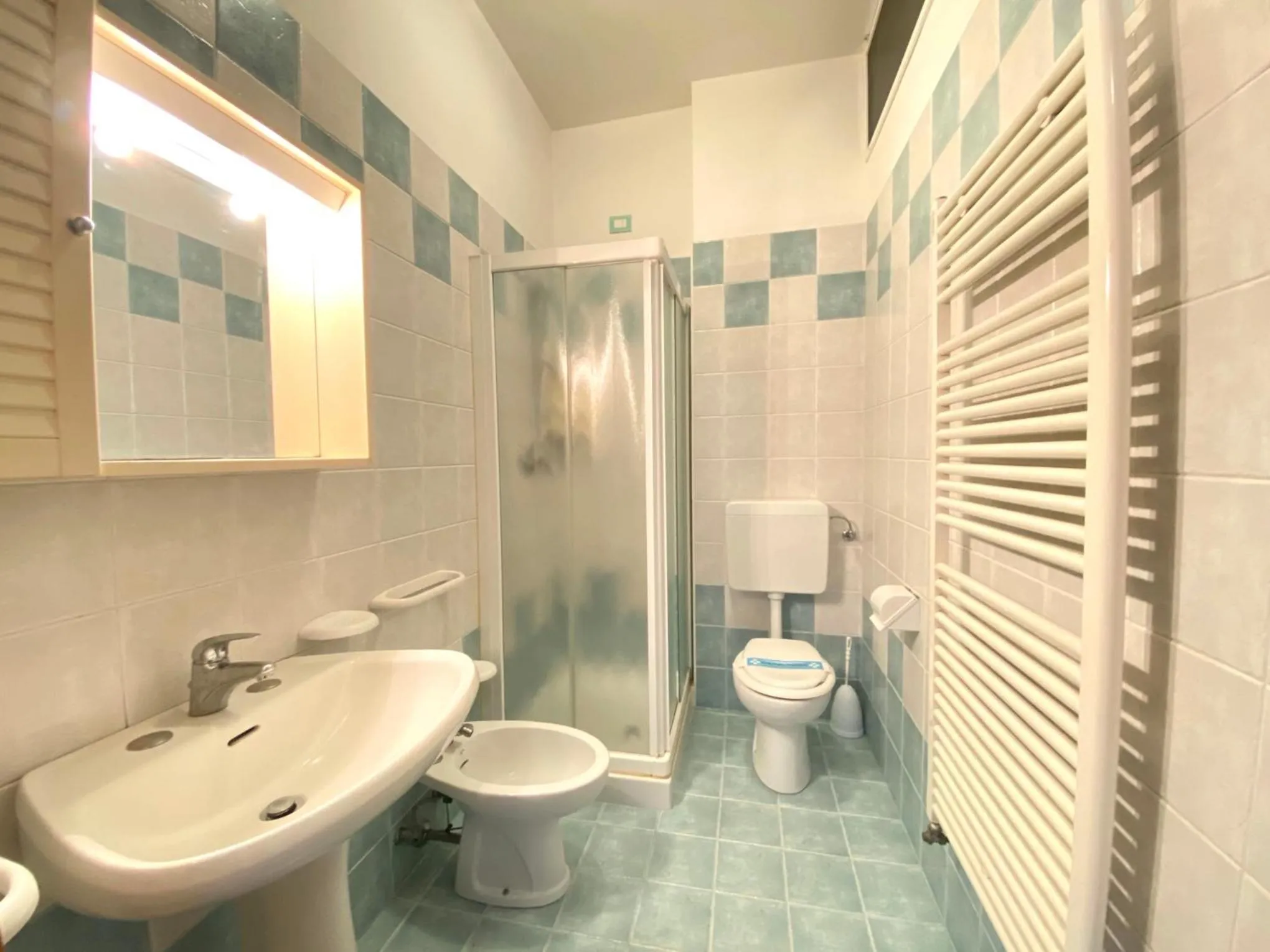 Shower in Adriana - Carraro Immobiliare - Family Apartments