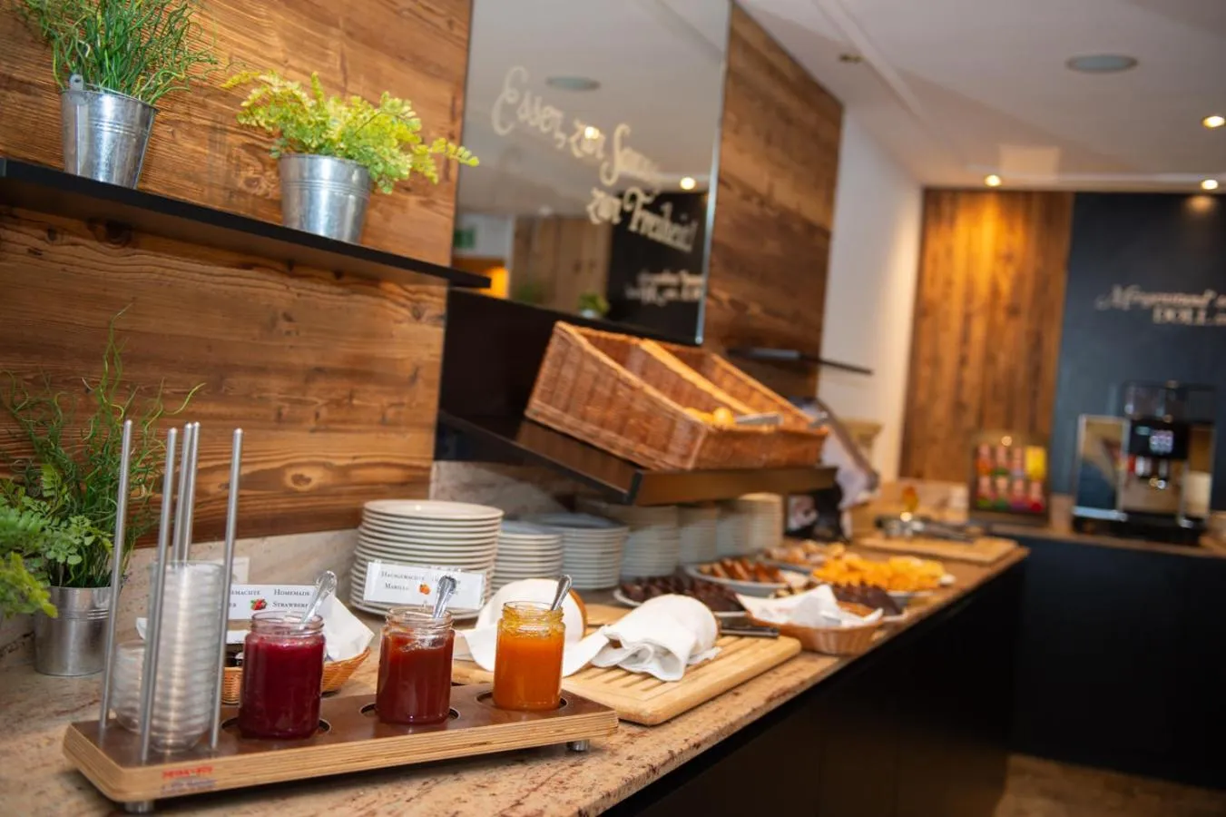 Food and drinks in Dollinger