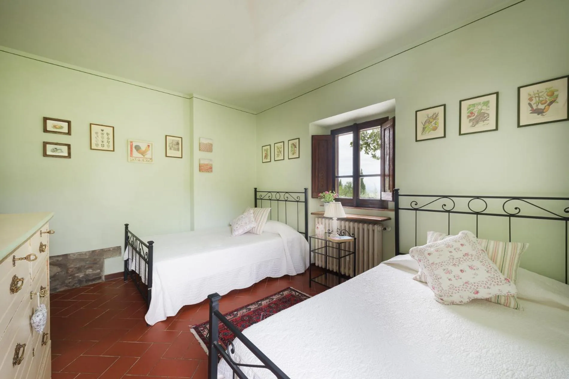 Casa del Sole 4, Emma Villas