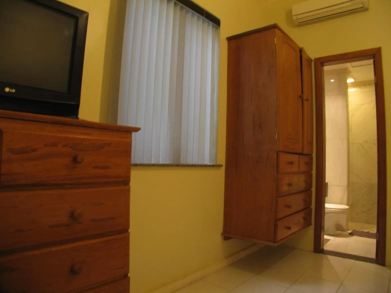 wardrobe in Beach Front Village