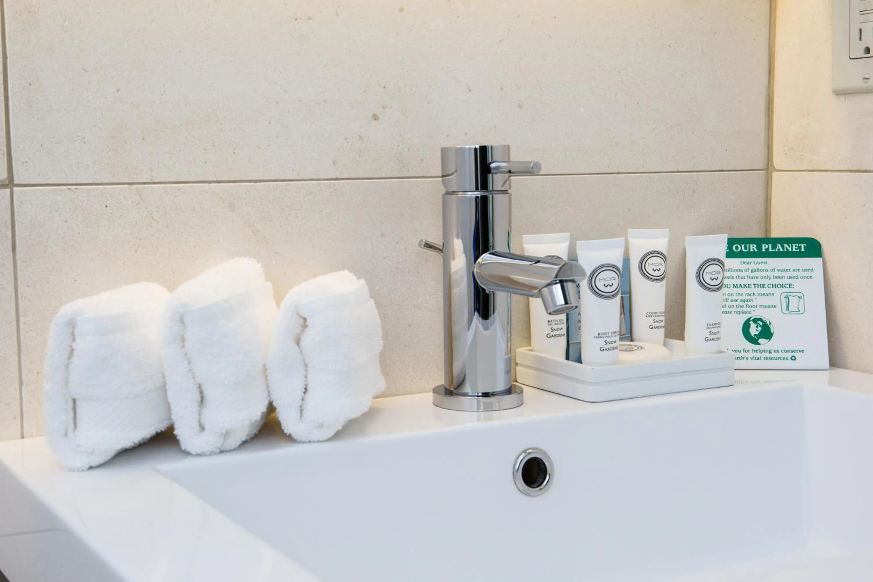 Bathroom in Leon Hotel LES