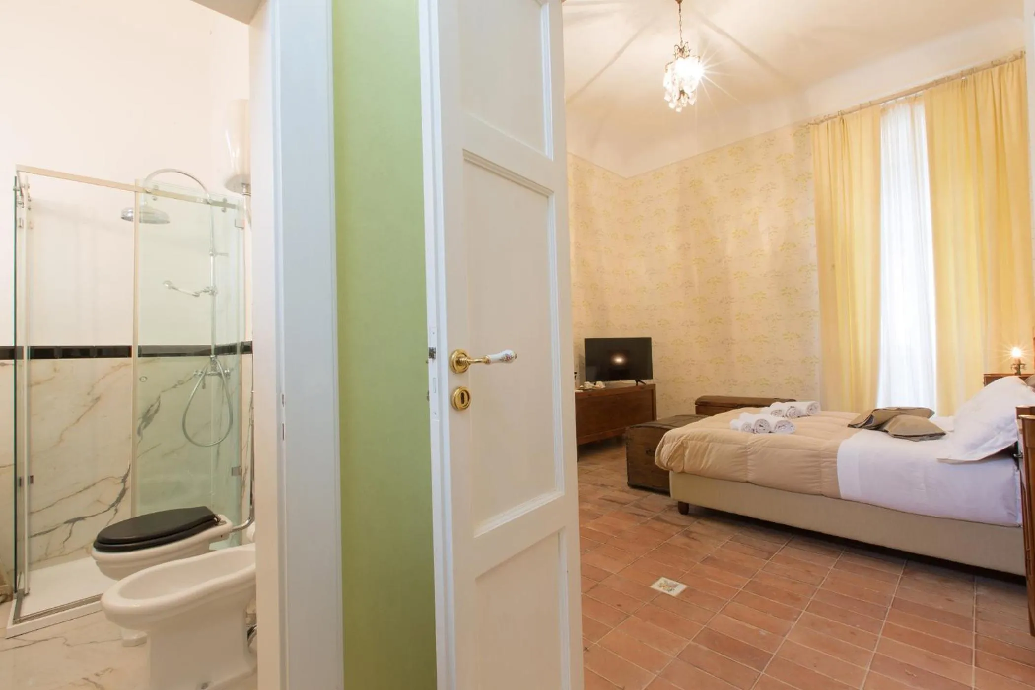 VILLA CAPOZZA 18&2, Emma Villas