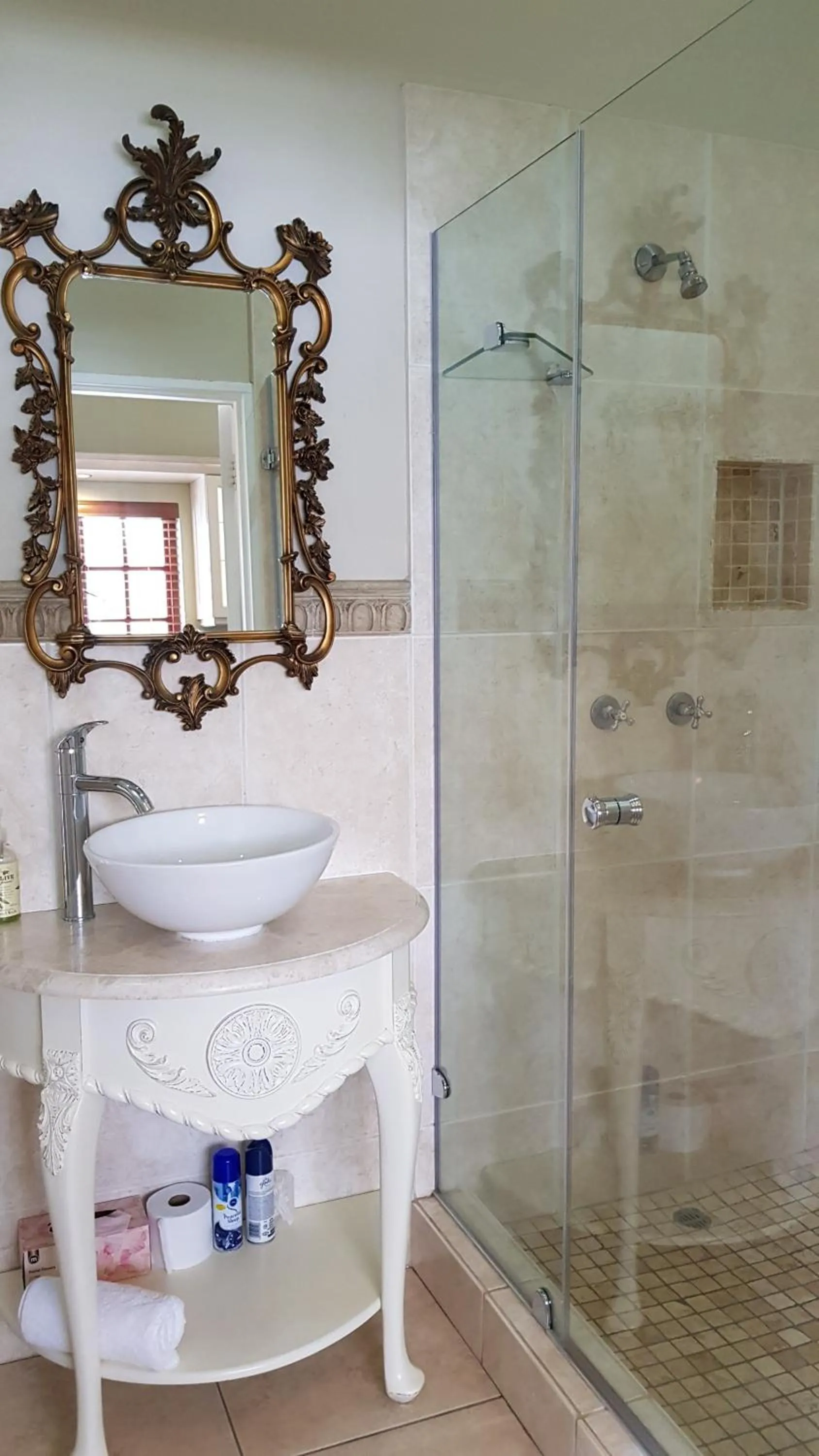 Bathroom in Burkleigh House