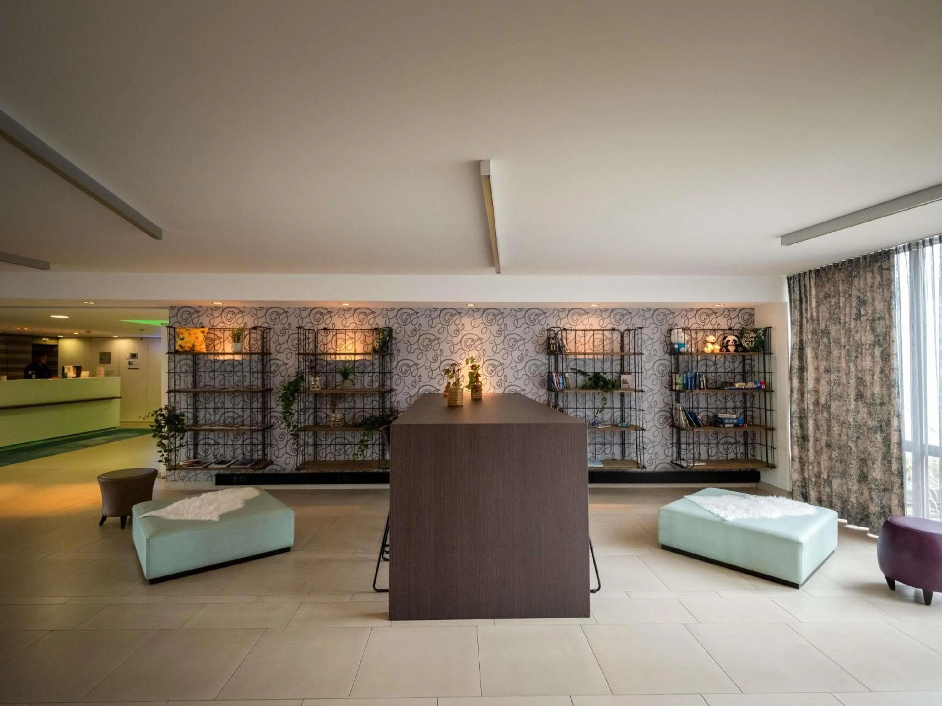 Lounge or bar in Ibis Styles Linz