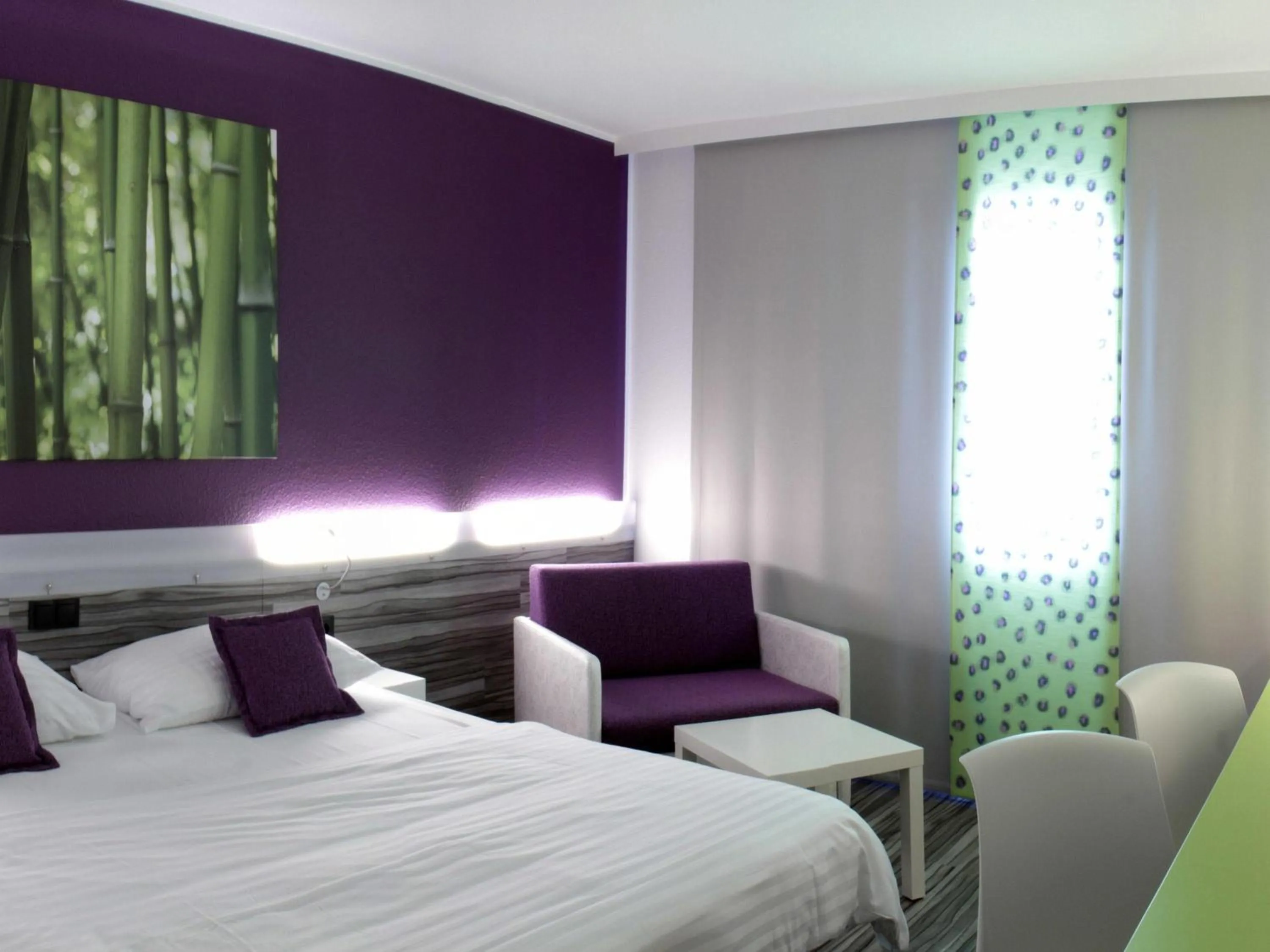 Bedroom, Bed in Ibis Styles Linz