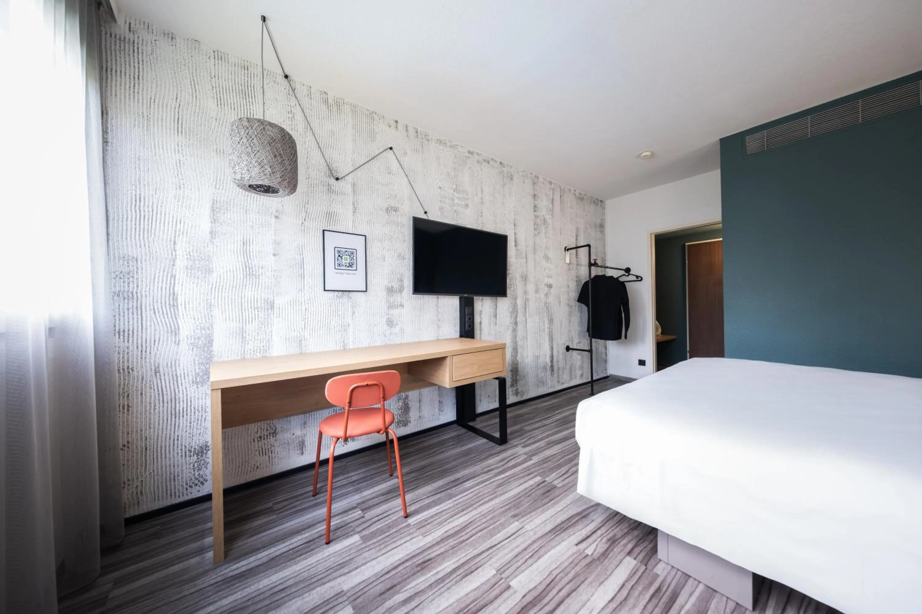 Photo of the whole room, Bed in Ibis Styles Linz