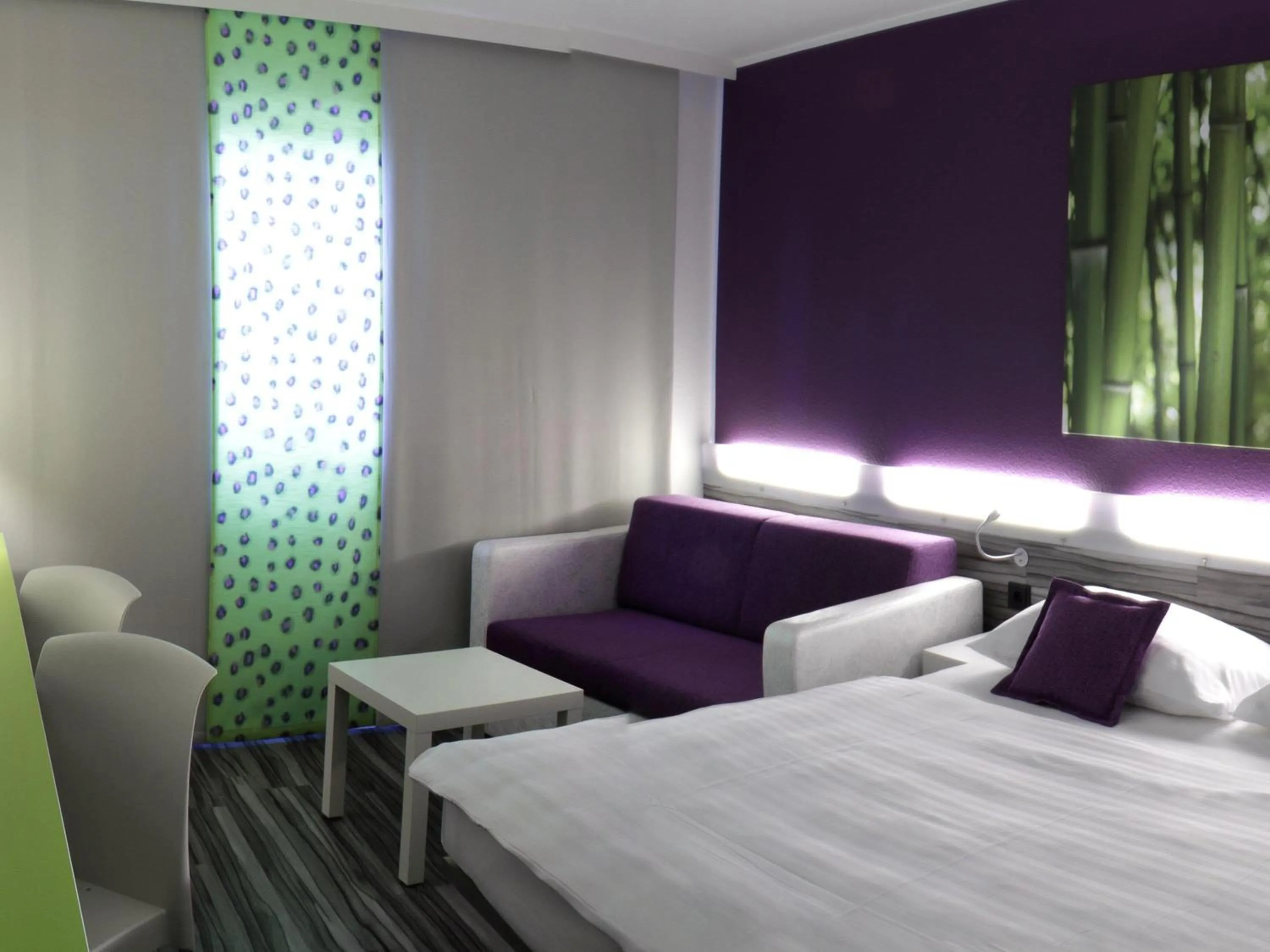Bedroom, Bed in Ibis Styles Linz