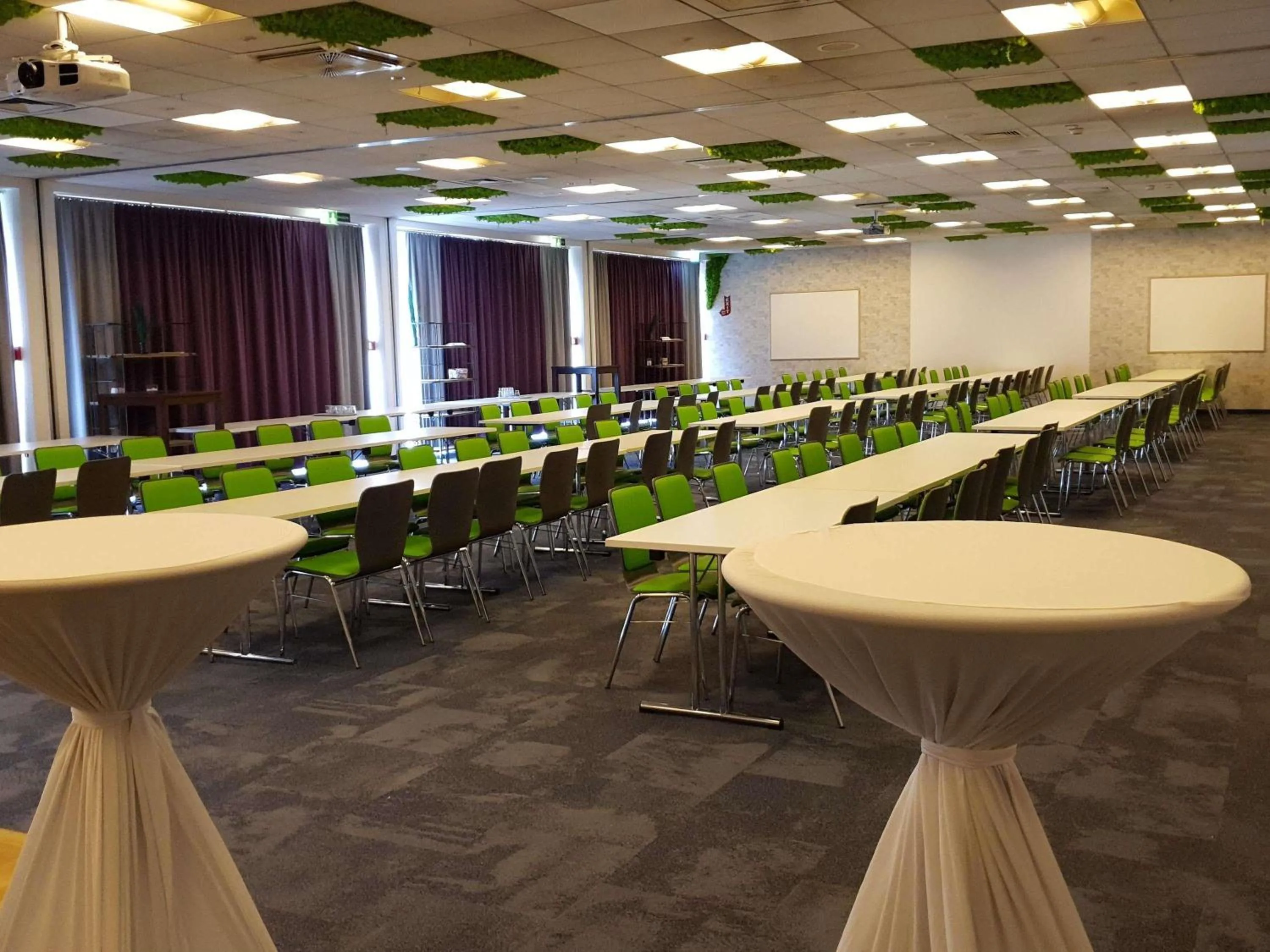 Business facilities in Ibis Styles Linz