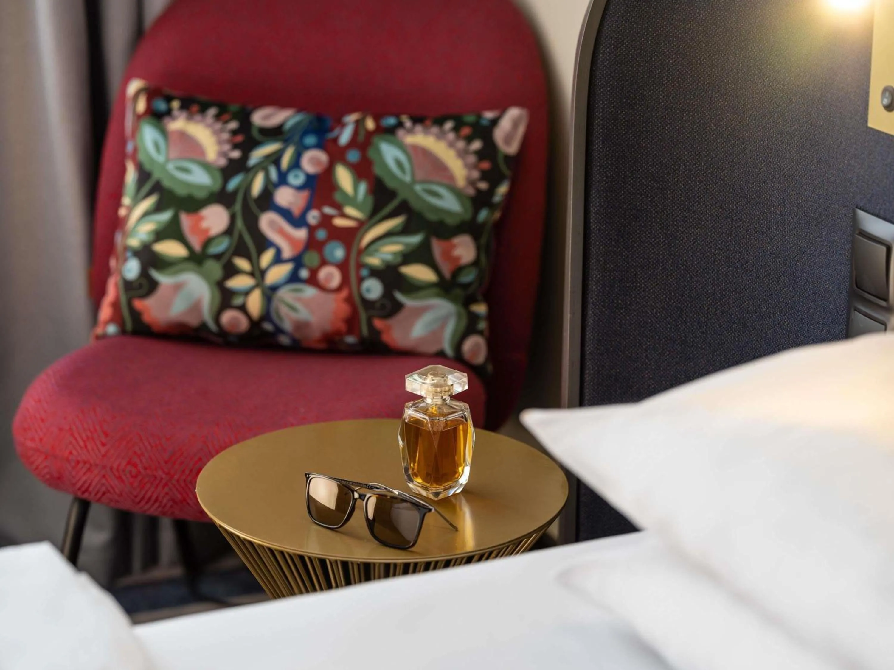 Bedroom, Bed in Hotel Mercure Wien City