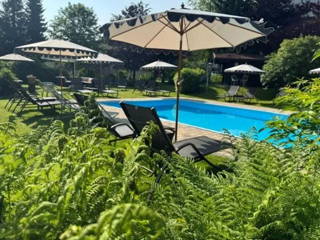 Swimming pool in Hotel Unterhof