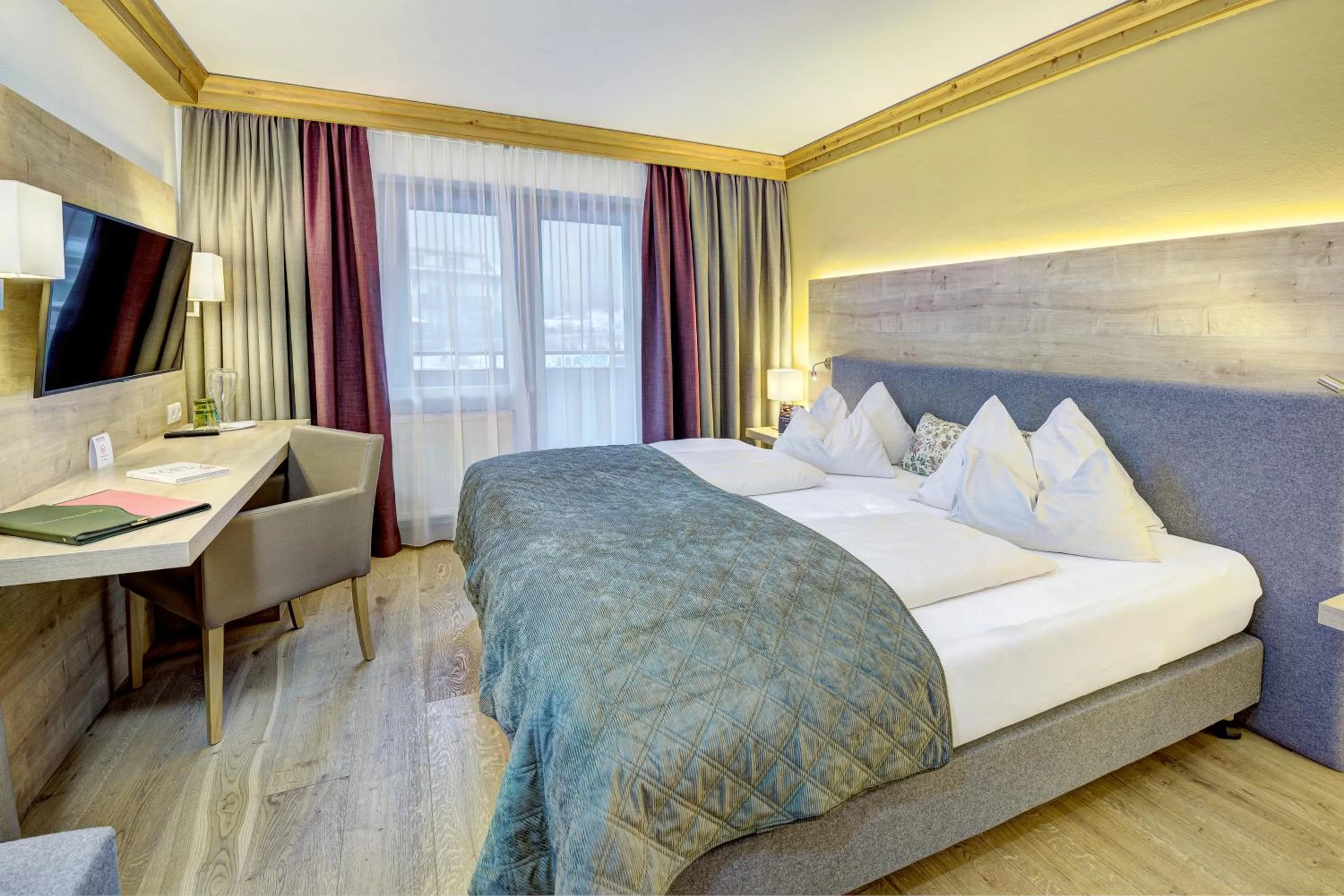 Bedroom, Bed in Hotel Unterhof