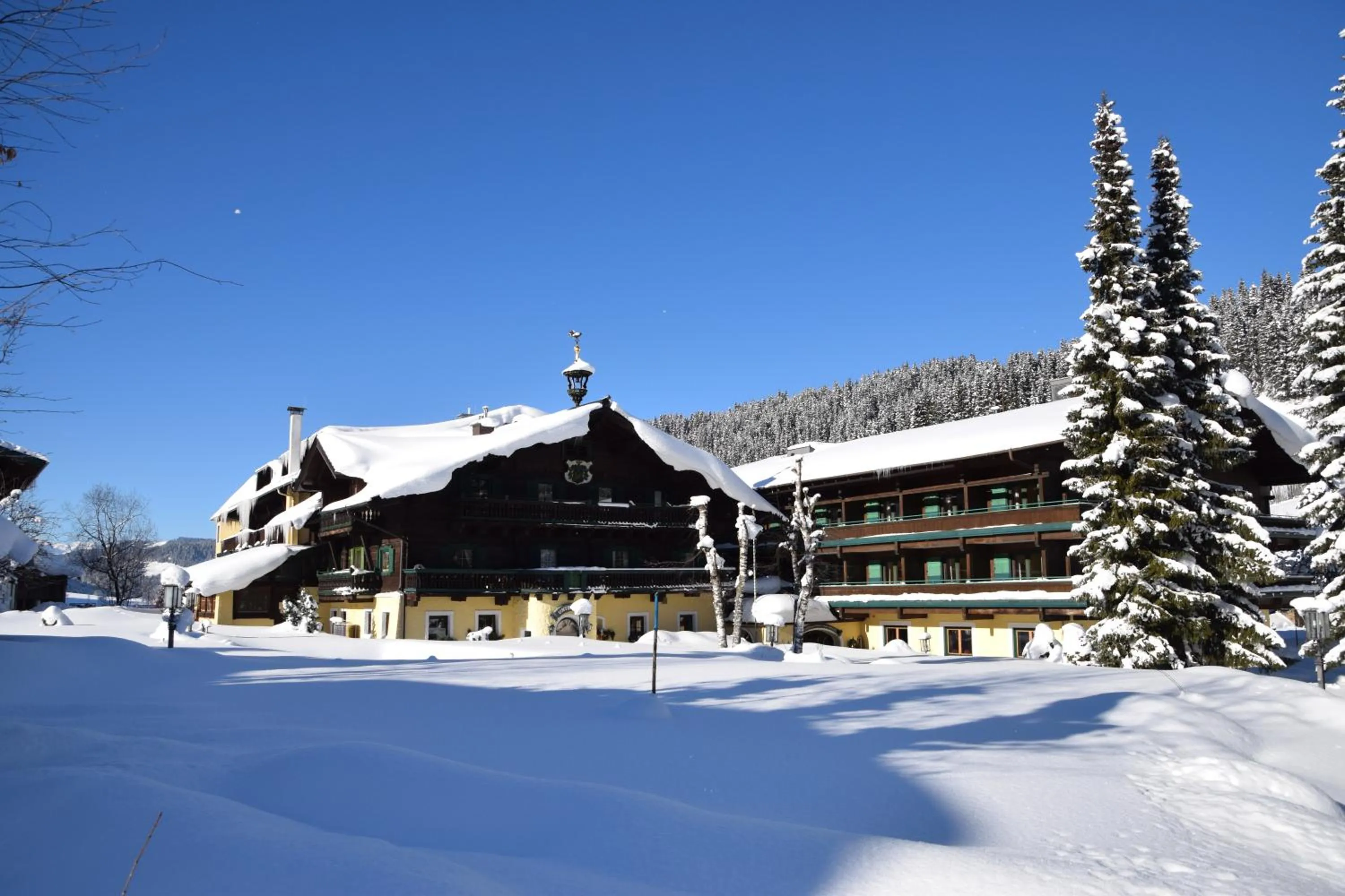 Facade/entrance in Hotel Unterhof