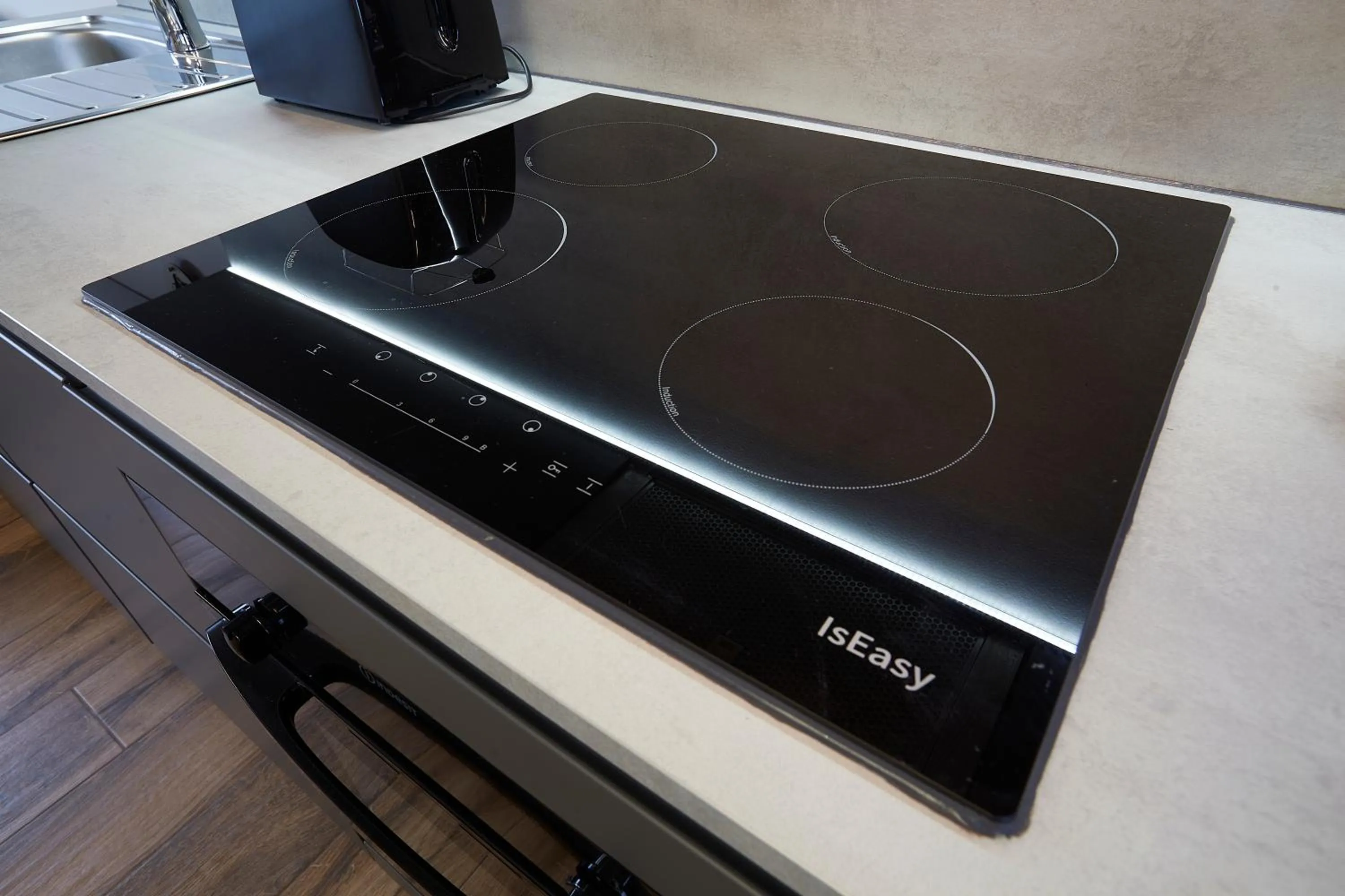 stove in The Queen Luxury Apartments - Villa Carlotta