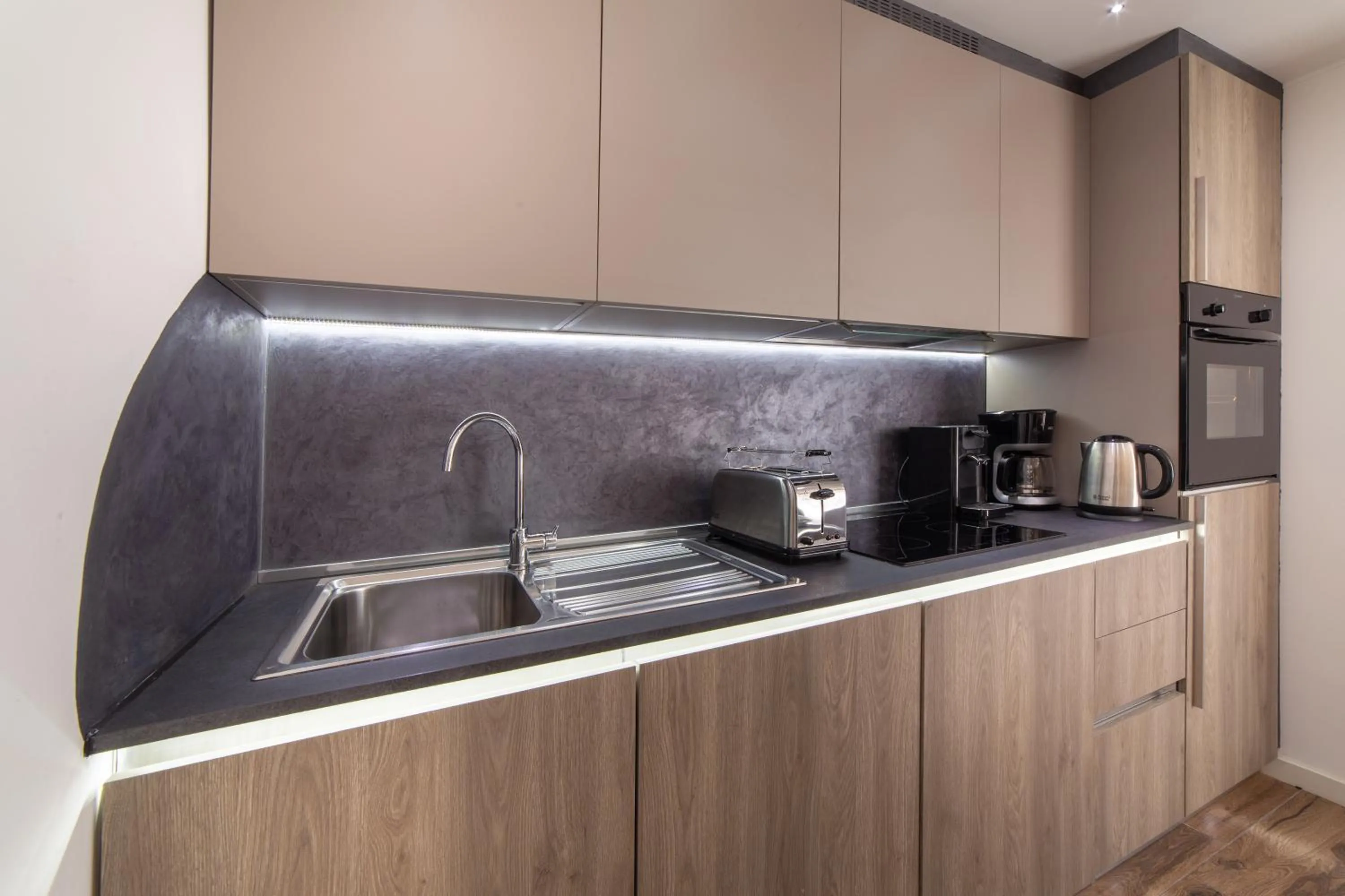 kitchen in The Queen Luxury Apartments - Villa Carlotta