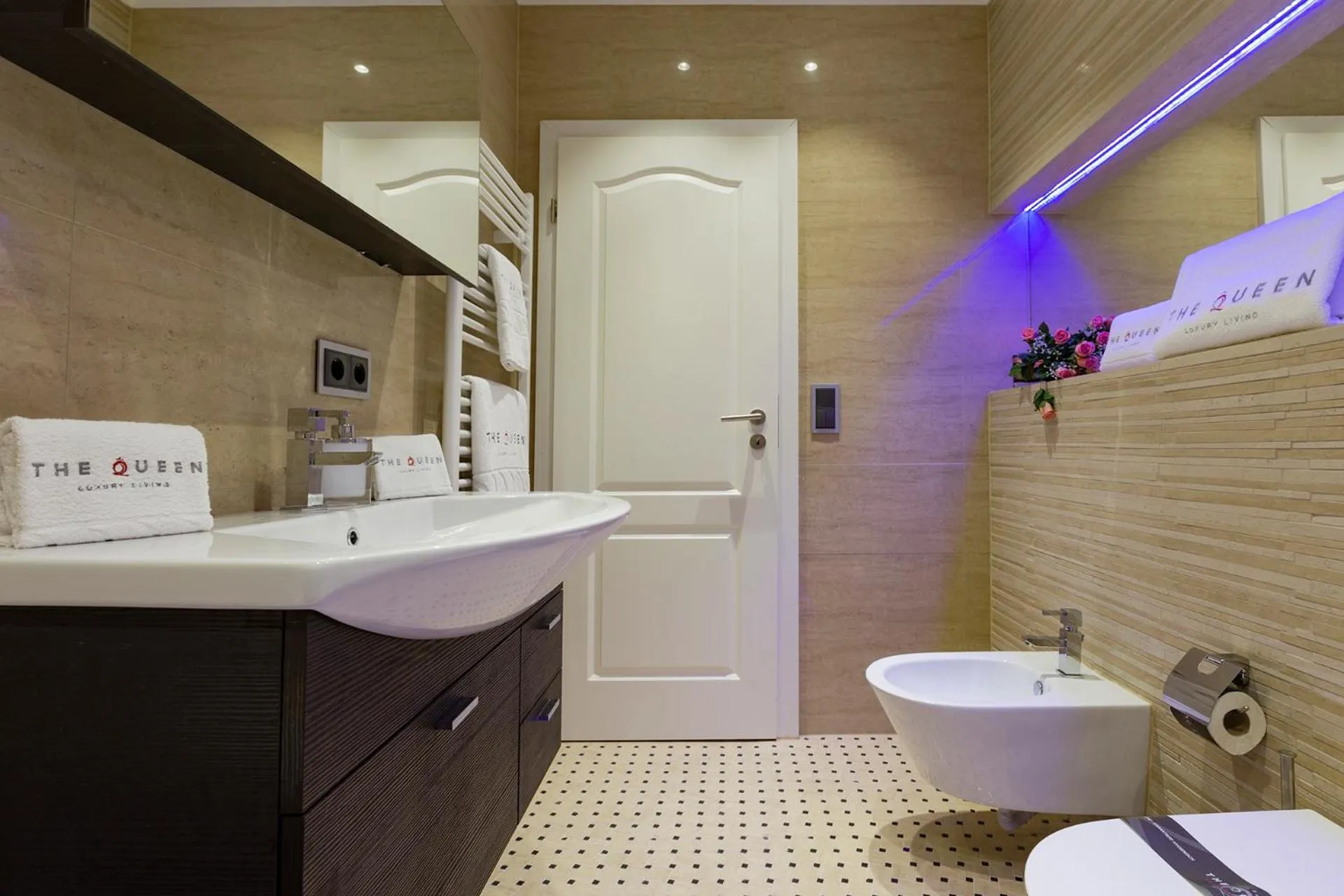Bathroom in The Queen Luxury Apartments - Villa Carlotta