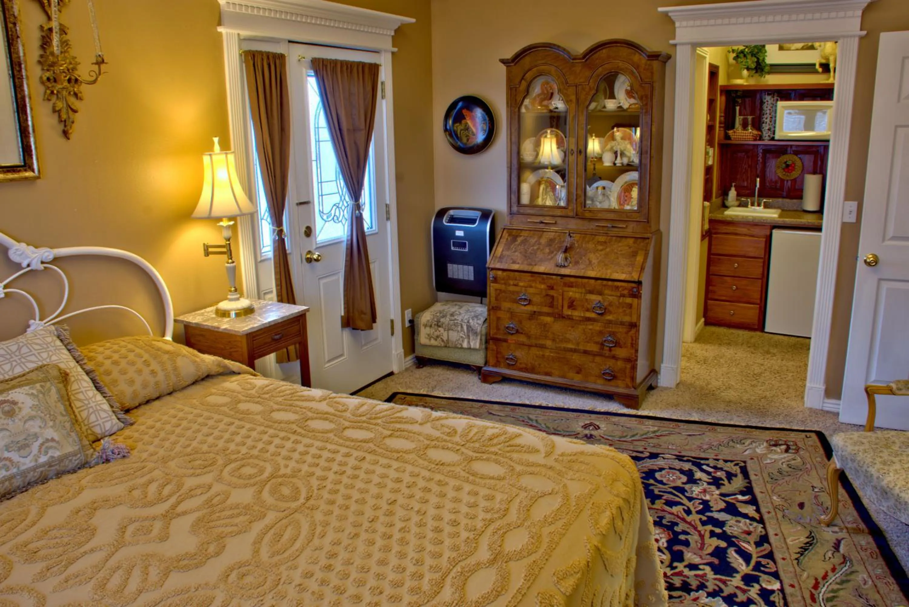 Bed in Big Yellow Inn