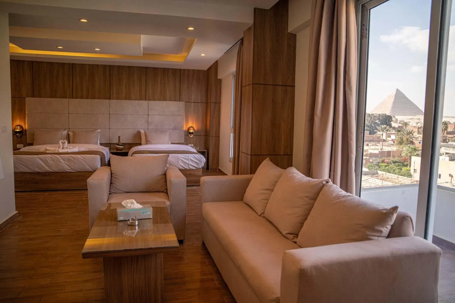 Bed in Nine Pyramids View Hotel