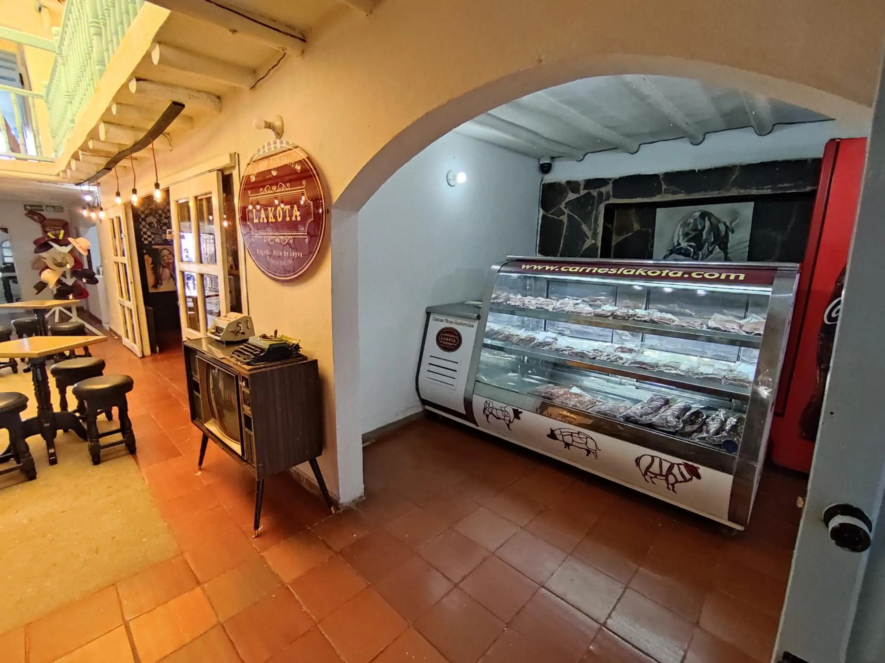 On-site shops in Laureles de la Villa