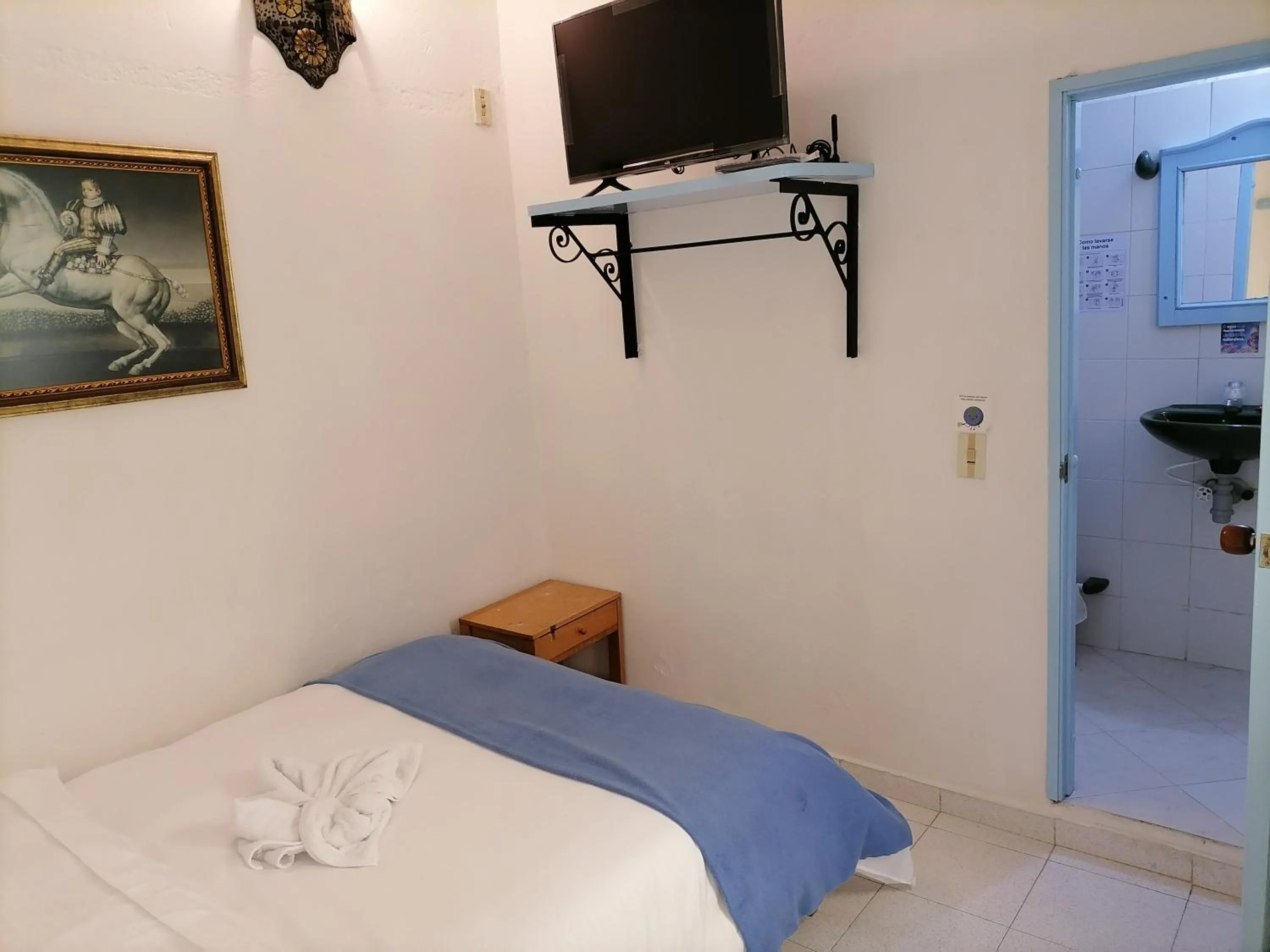 Bed in Laureles de la Villa