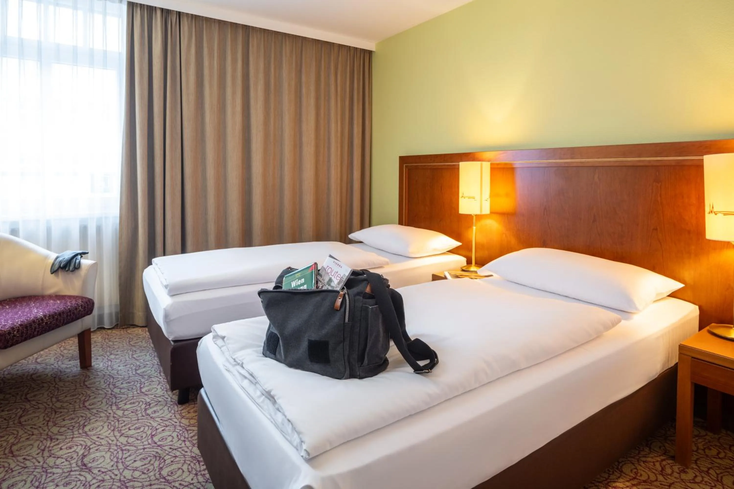 Bedroom, Bed in Hotel Mercure Wien Westbahnhof