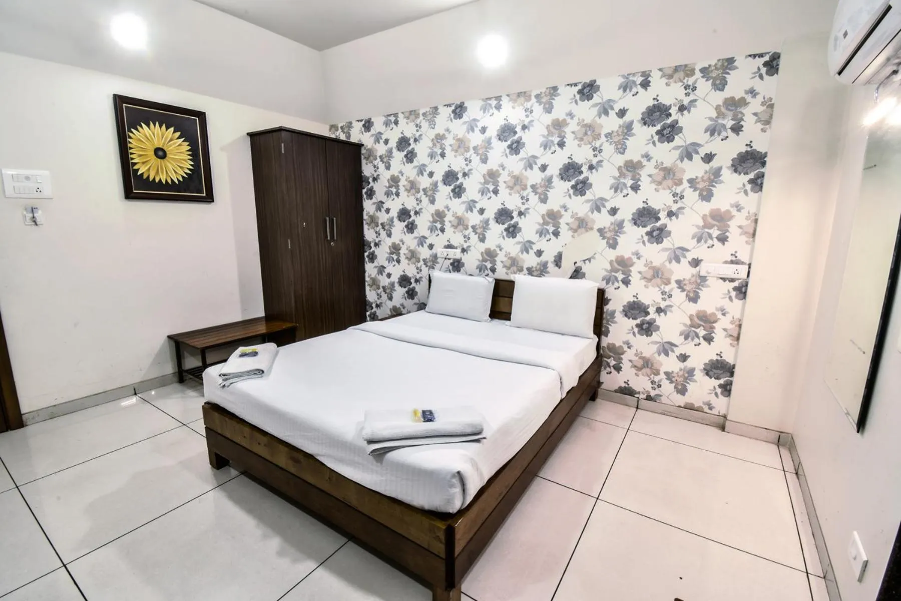 Bed in Hotel Prafulla Pure Veg