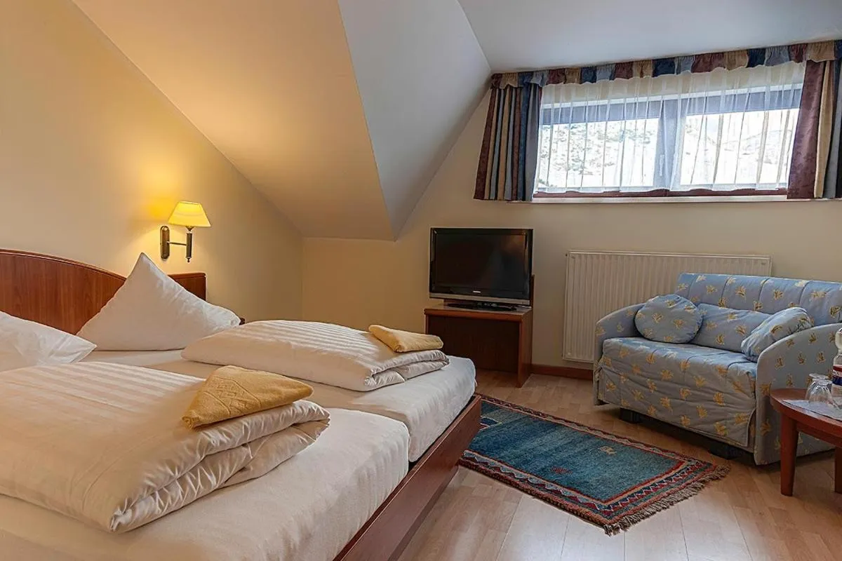 Photo of the whole room, Bed in Sporthotel All-Inclusive