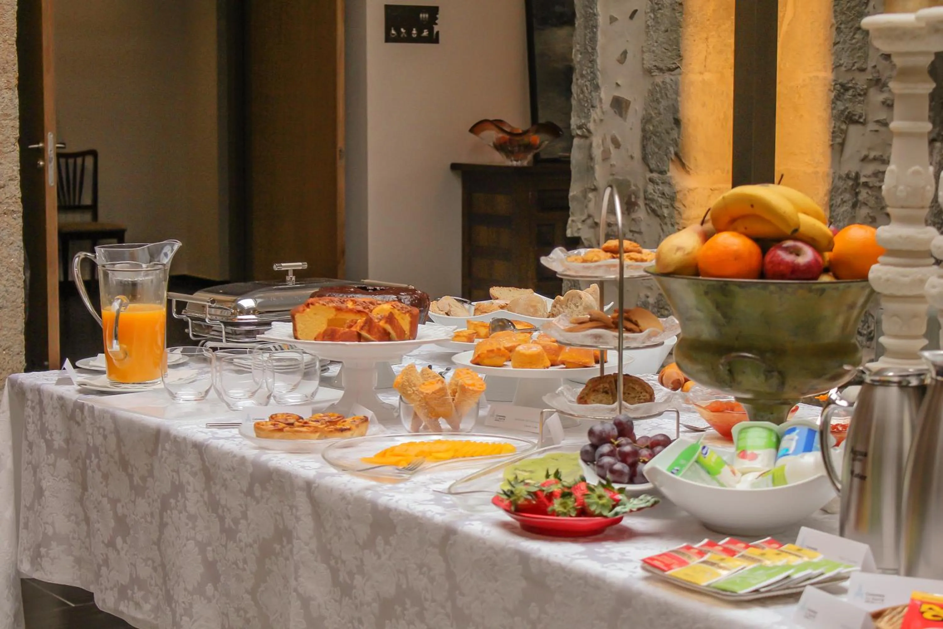Continental breakfast in Convento Da Serta Hotel