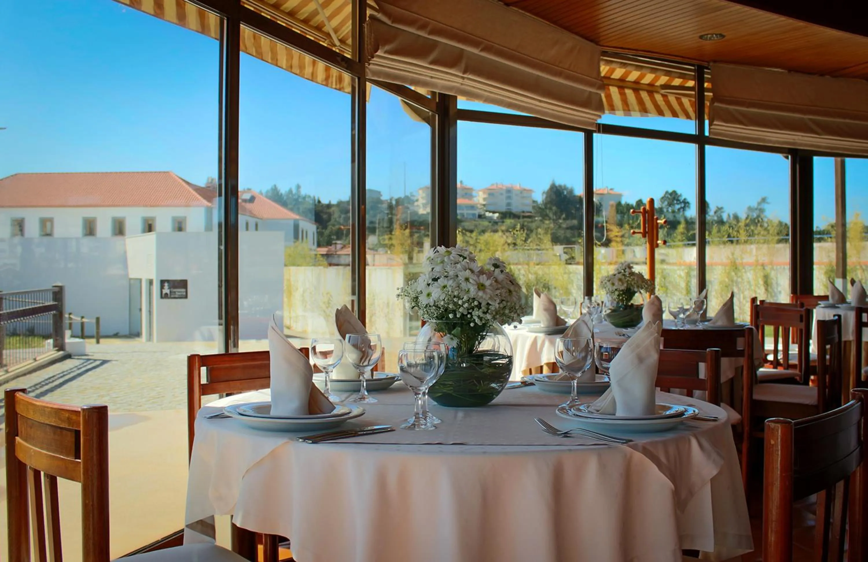 Restaurant/places to eat in Convento Da Serta Hotel