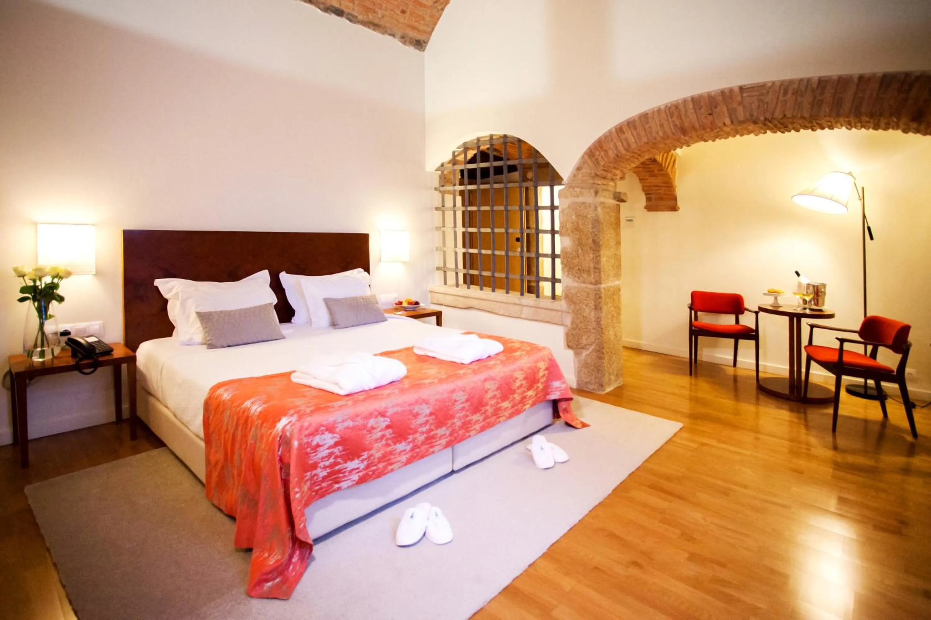 Spring, Bed in Convento Da Serta Hotel