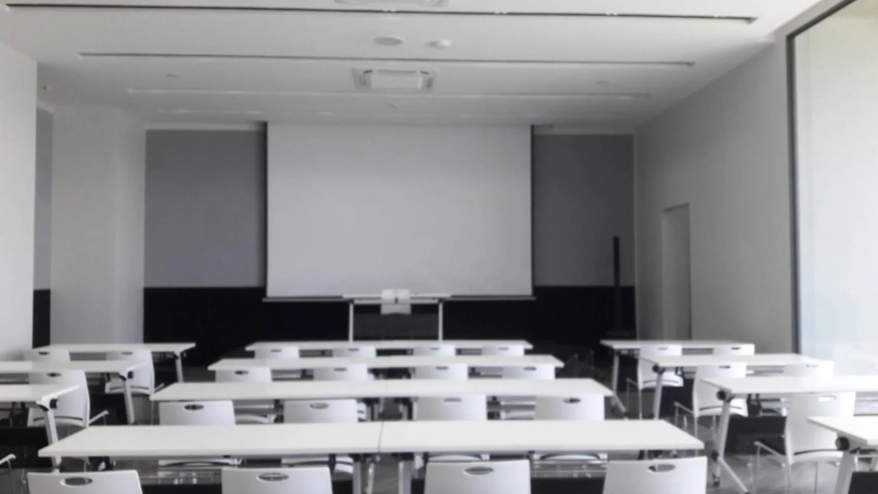 Meeting/conference room in M2 Hotel Waterside