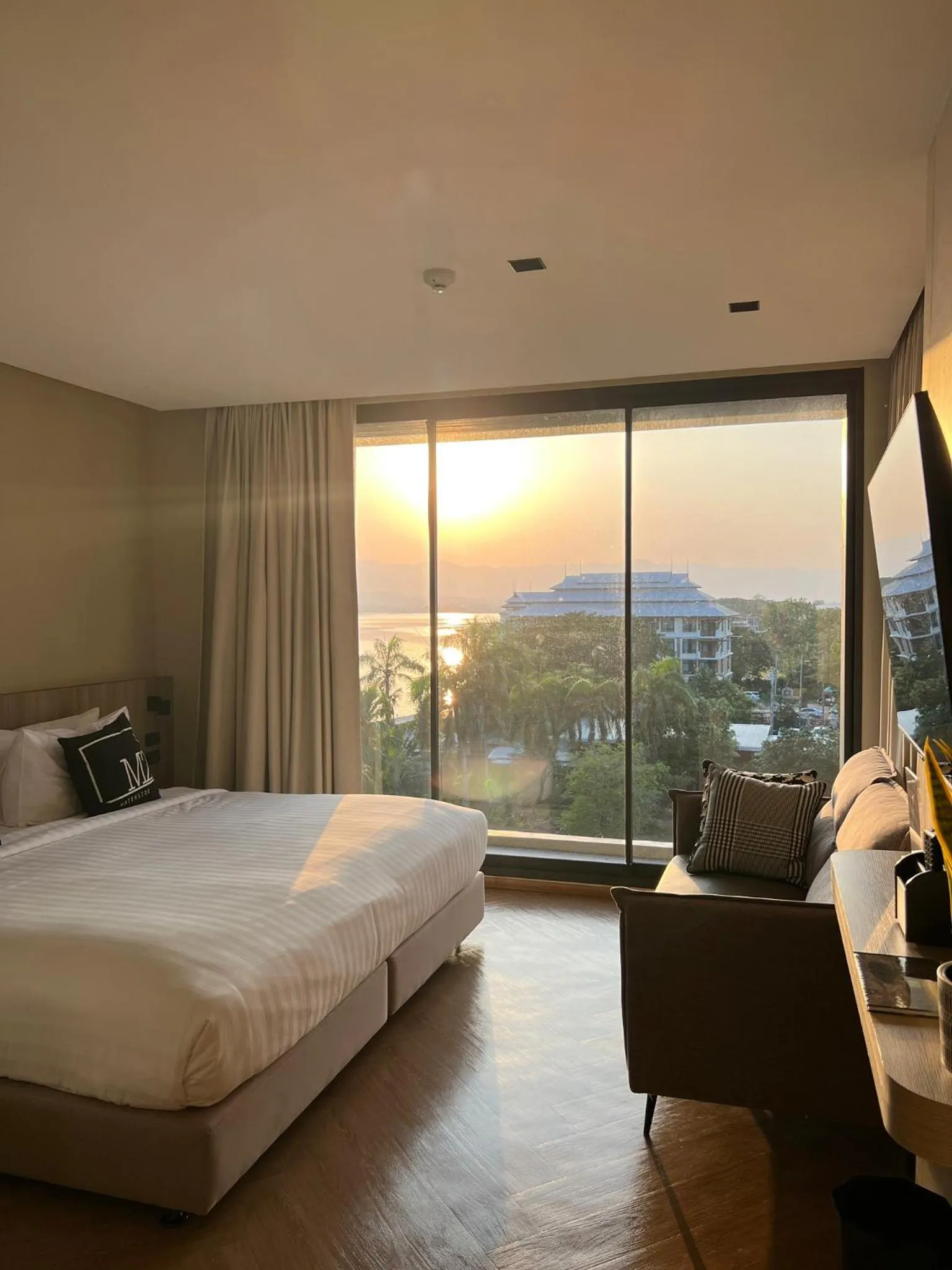 Bed in M2 Hotel Waterside