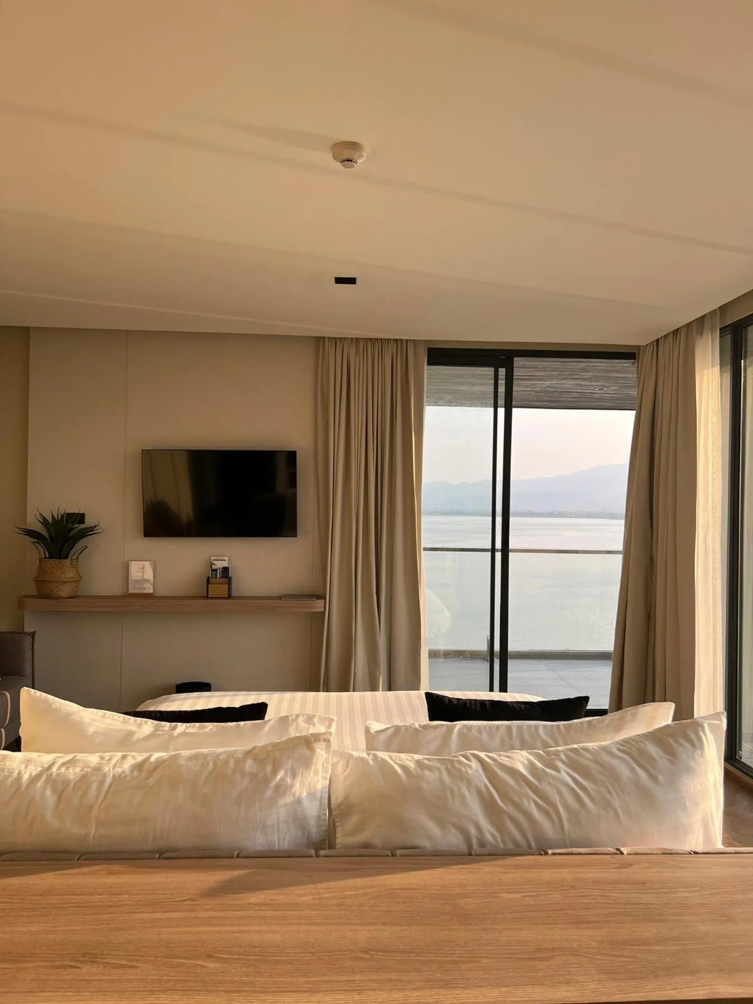 Bed in M2 Hotel Waterside