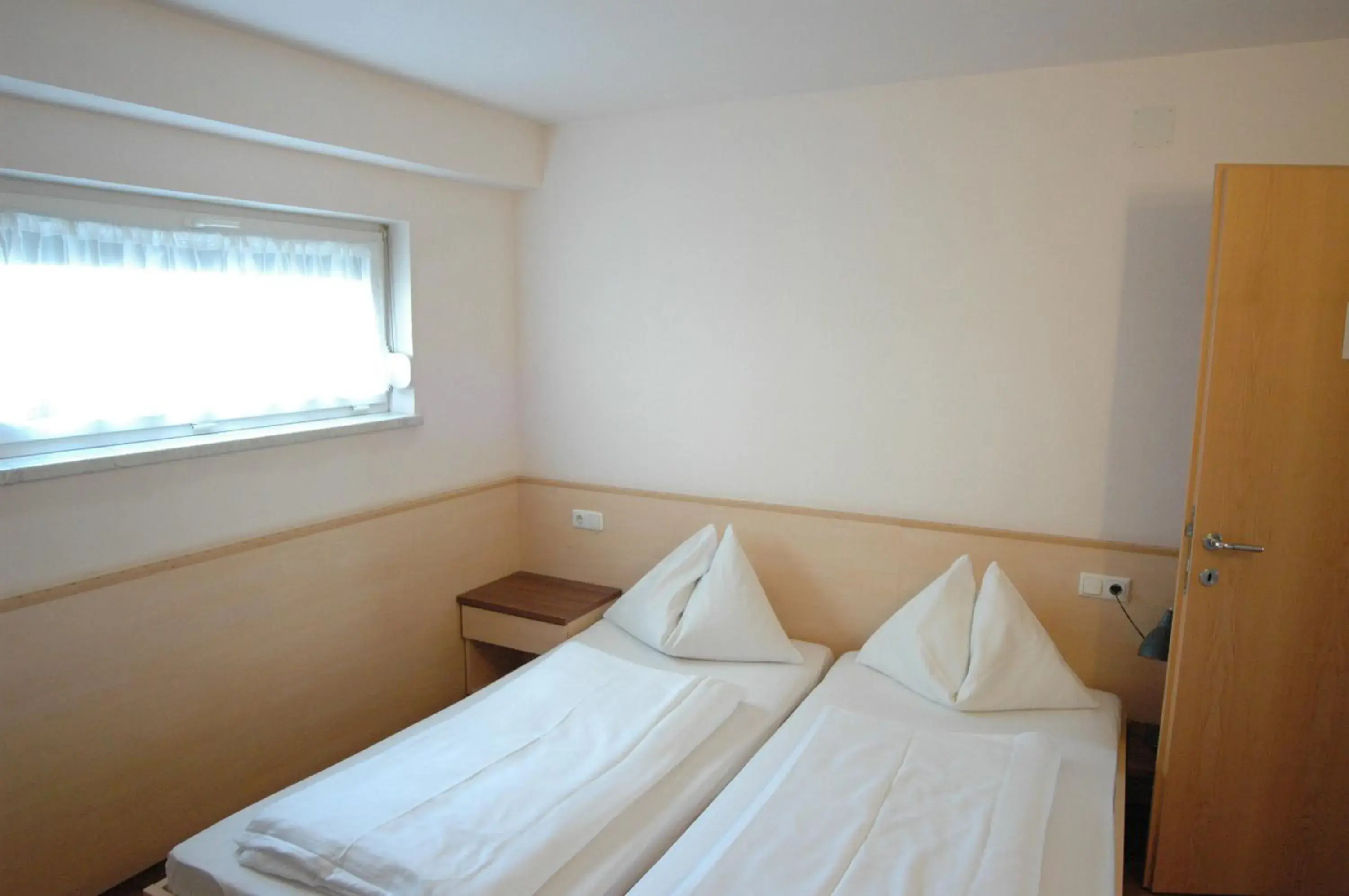 Quadruple Room in Pension Weber Quadruple Room in Pension Weber