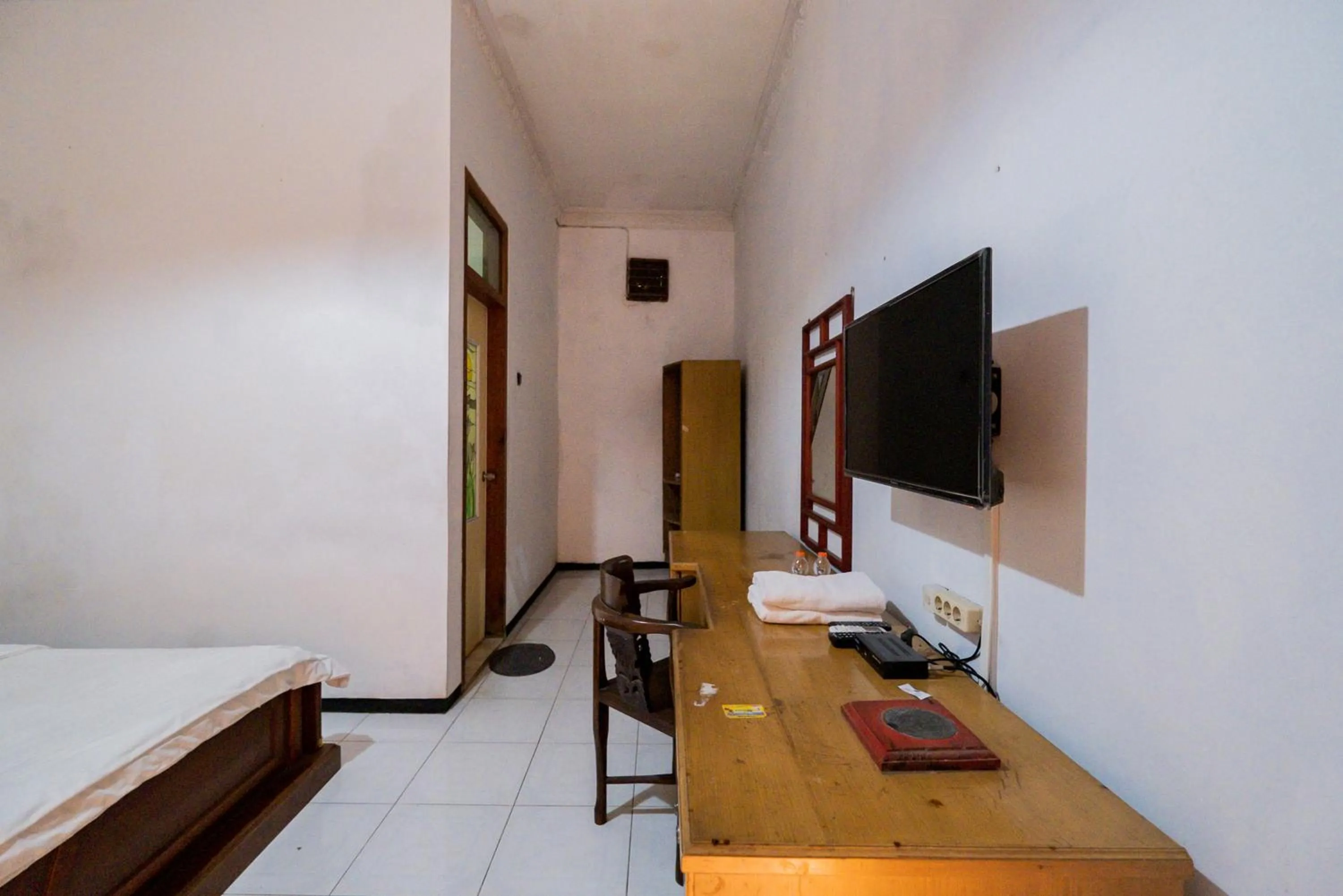 Bed in Palereman Hotel RedPartner near Jatim Park 1
