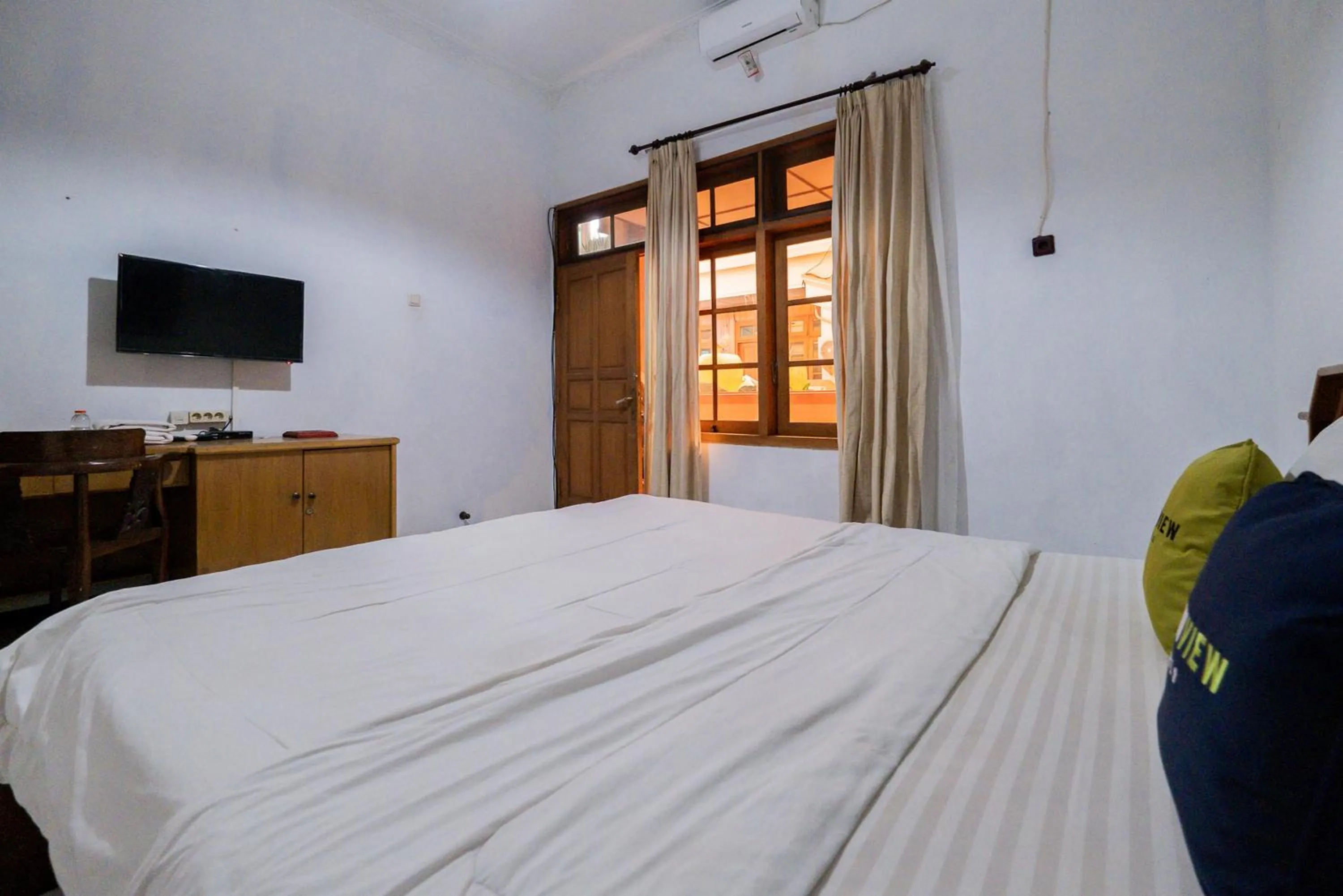 Bed in Palereman Hotel RedPartner near Jatim Park 1