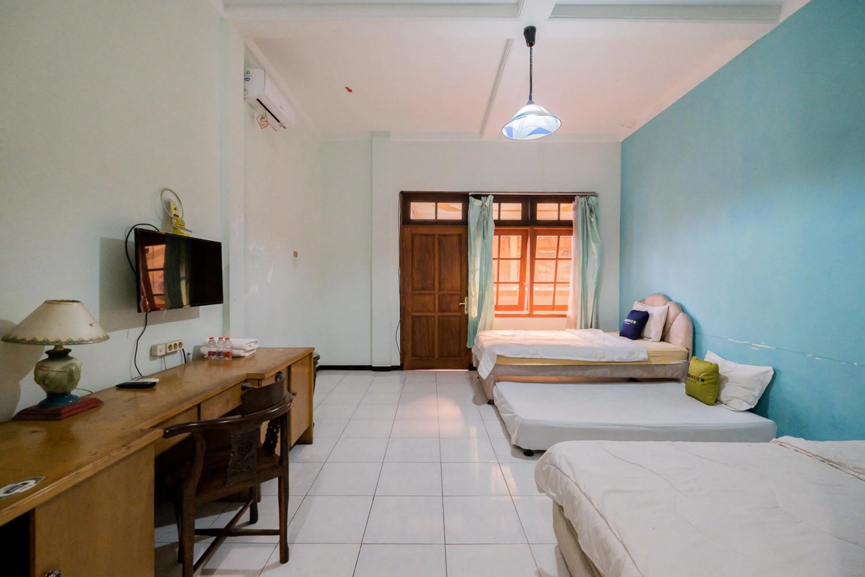 Bed in Palereman Hotel RedPartner near Jatim Park 1