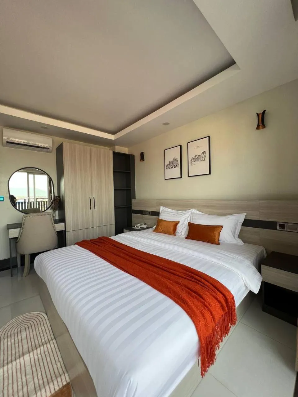 Bed in Twin Hotel Kampot