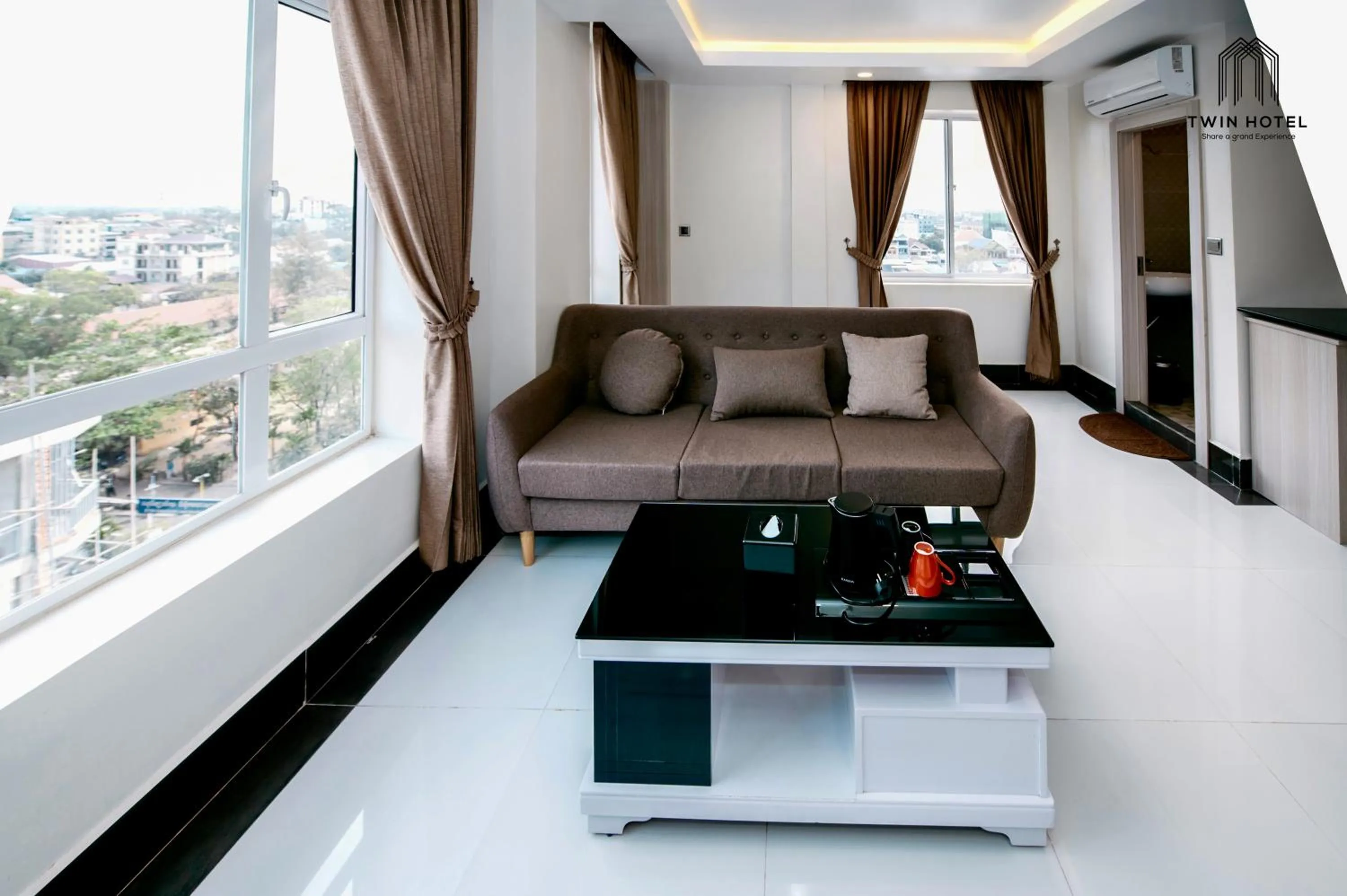 Living room in Twin Hotel Kampot