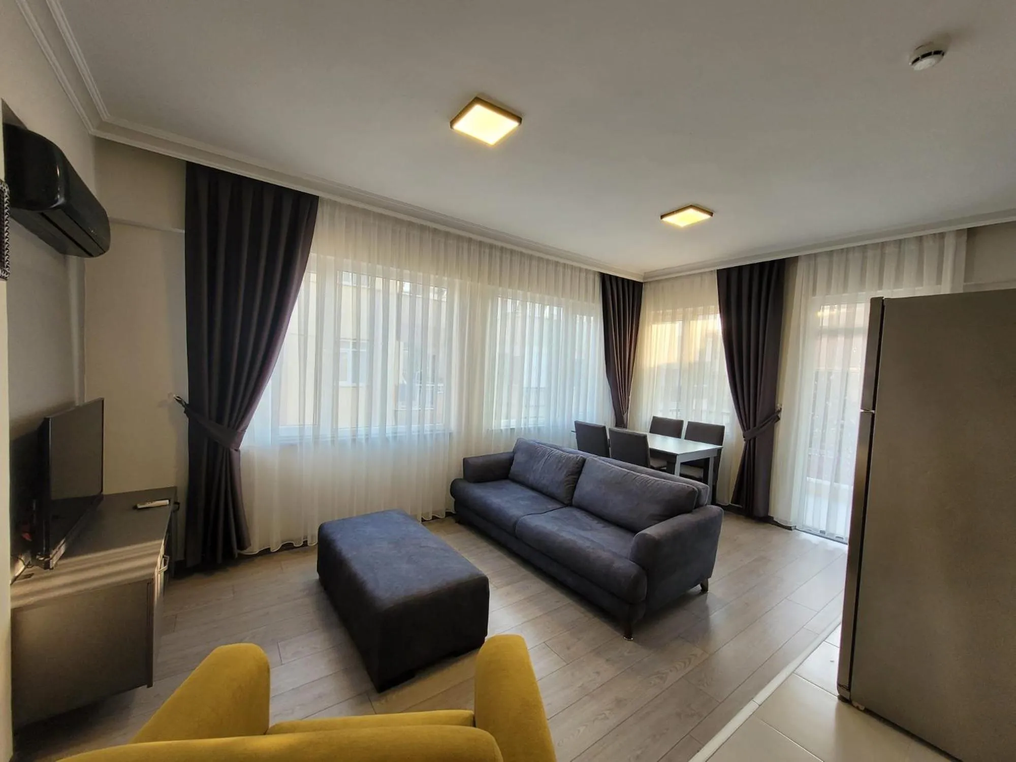 TV and multimedia in The U HOMES APART