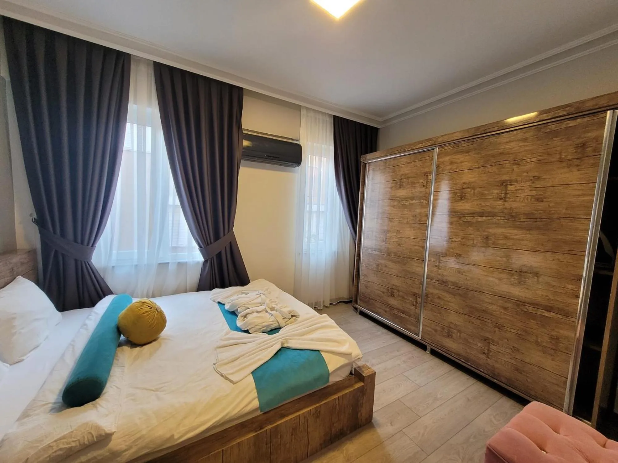 Photo of the whole room, Bed in The U HOMES APART