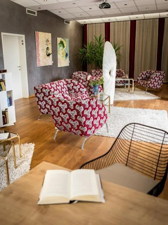 Communal lounge/ TV room in Das Moser - Hotel Garni am See (Adults Only)