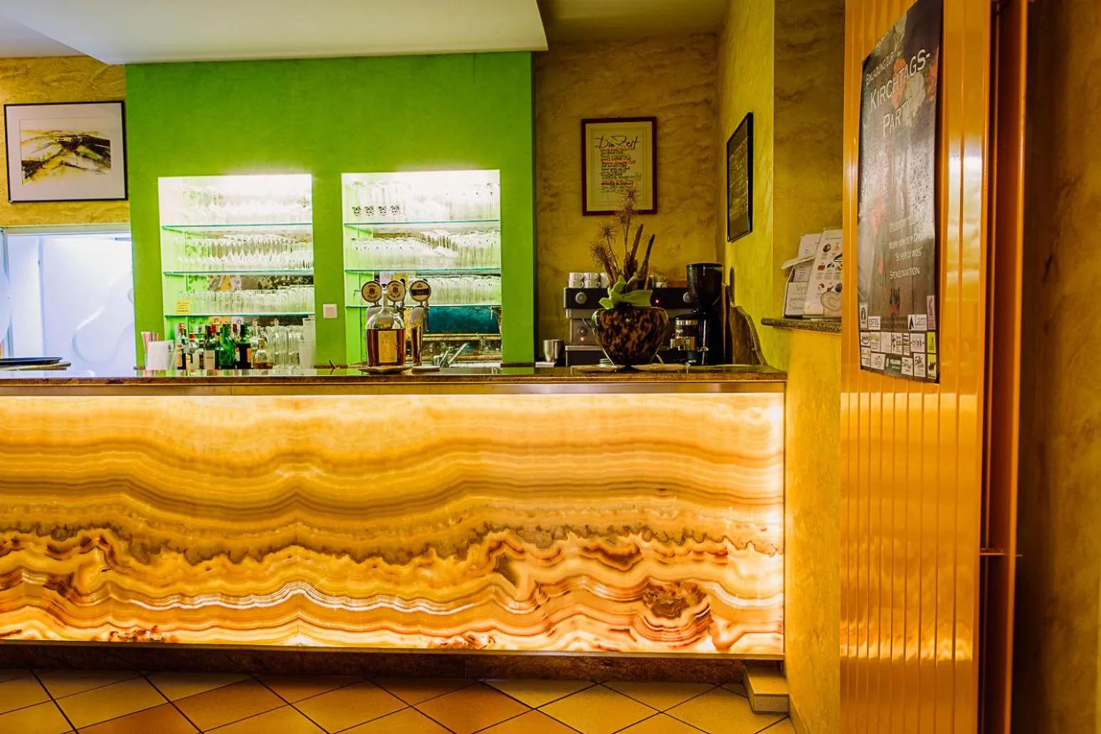 Lobby or reception in Das Moser - Hotel Garni am See (Adults Only)