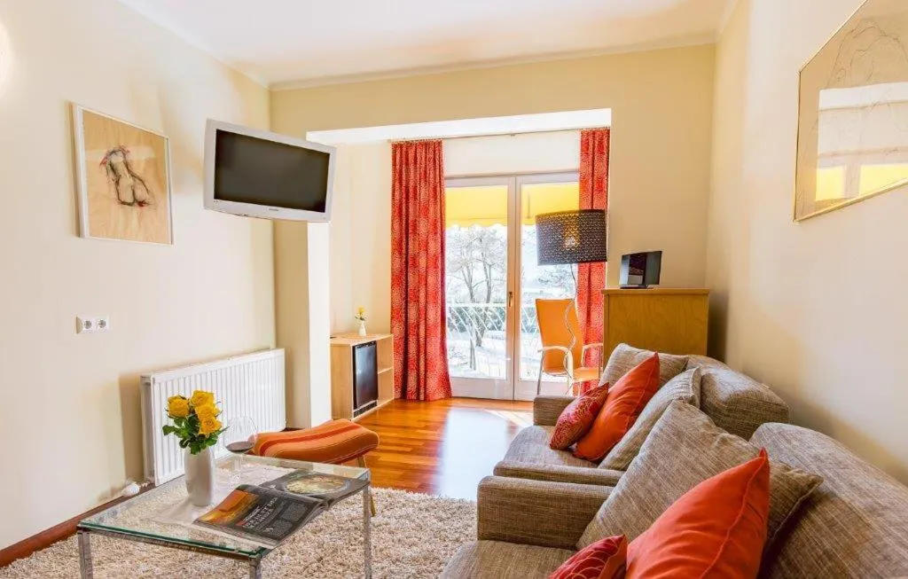 TV and multimedia in Das Moser - Hotel Garni am See (Adults Only)