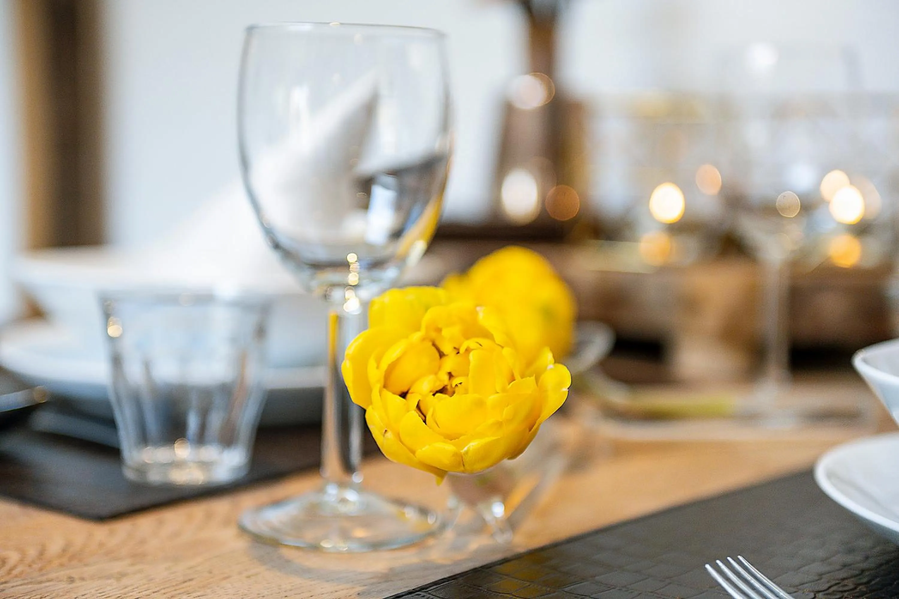 Decorative detail in Cottage 44 - Free parking!