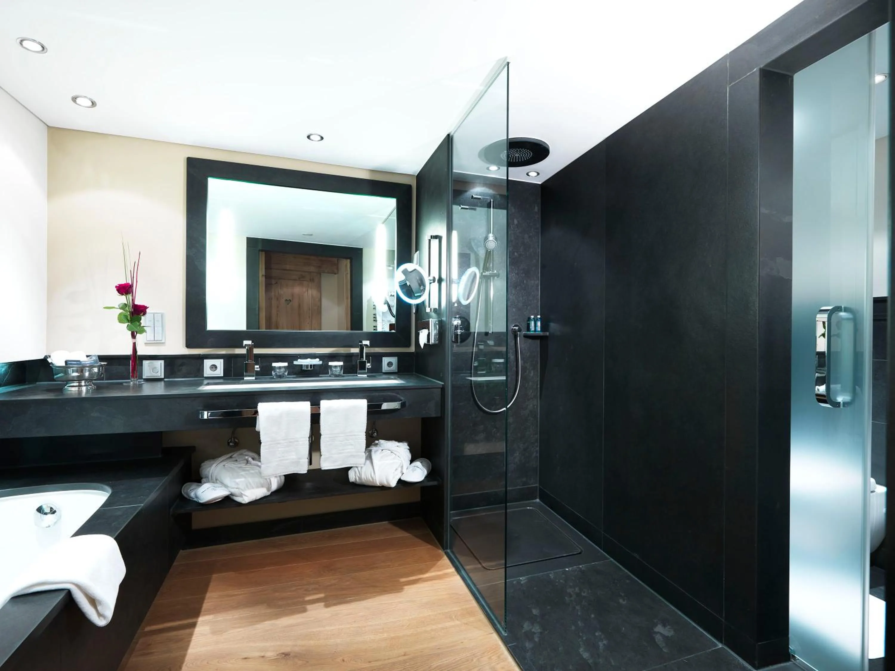 Bathroom in Interalpen-Hotel Tyrol