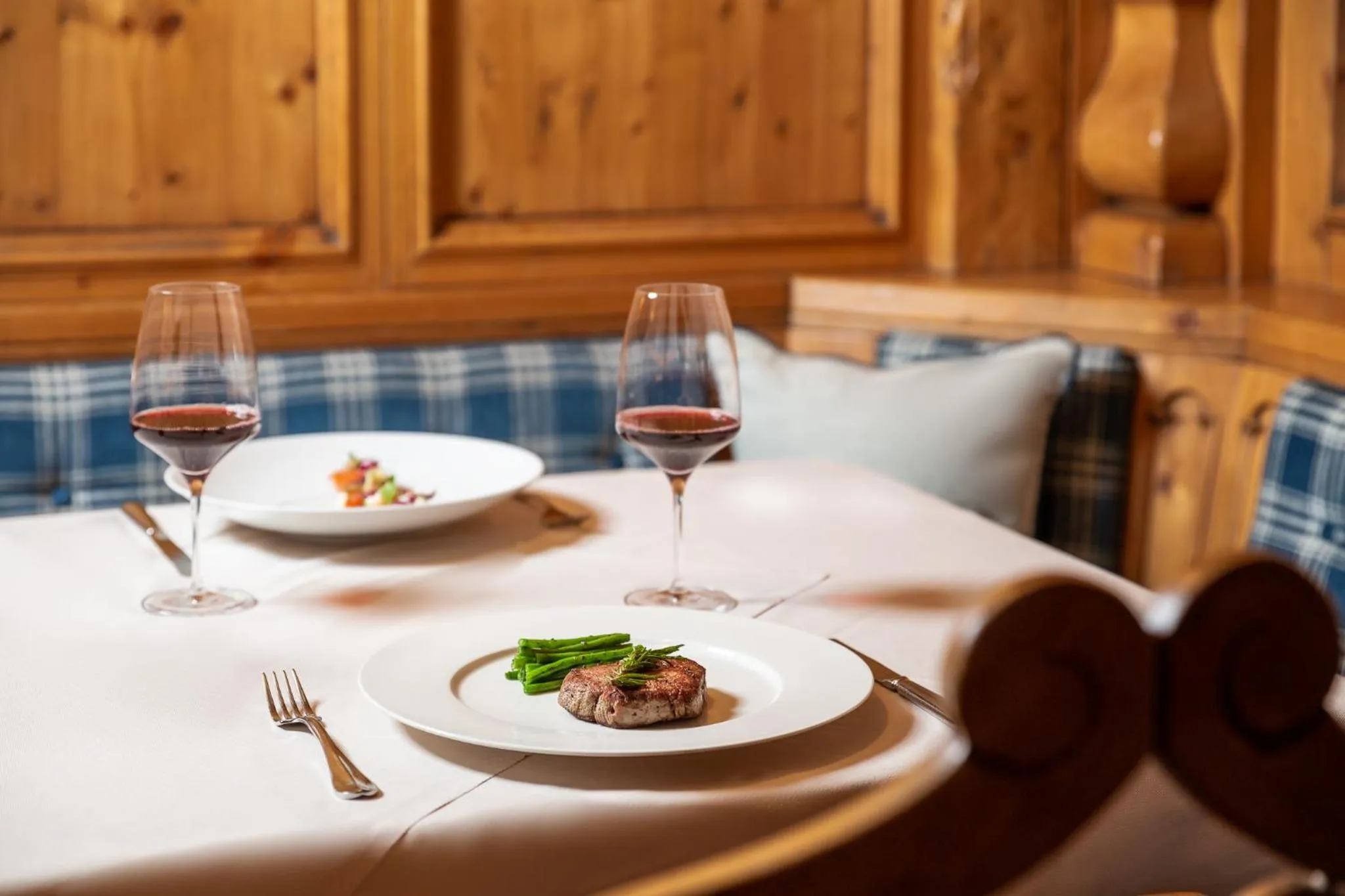 Restaurant/places to eat in Interalpen-Hotel Tyrol